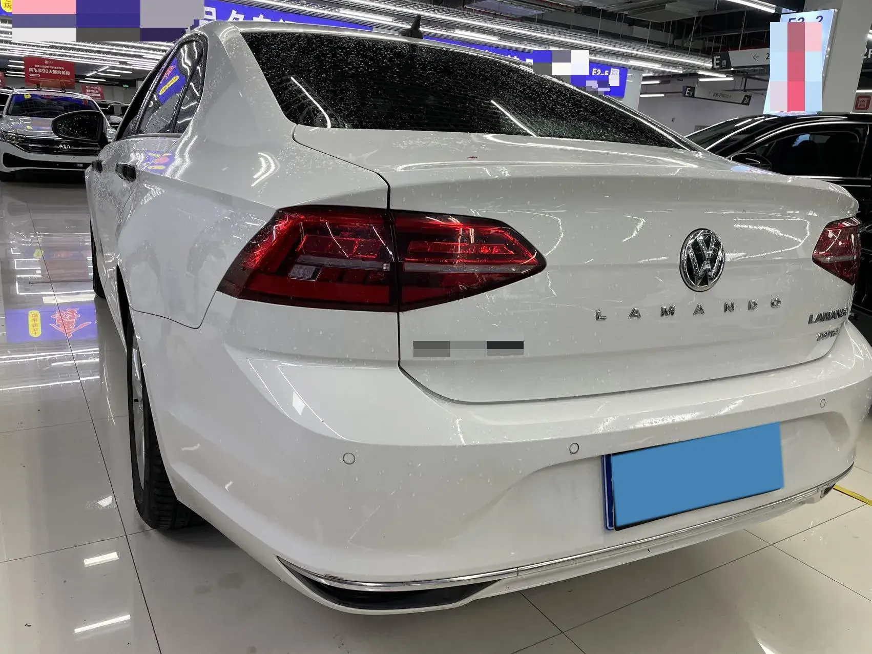 2021 VOLKSWAGEN LAMANDO thumbnail 4