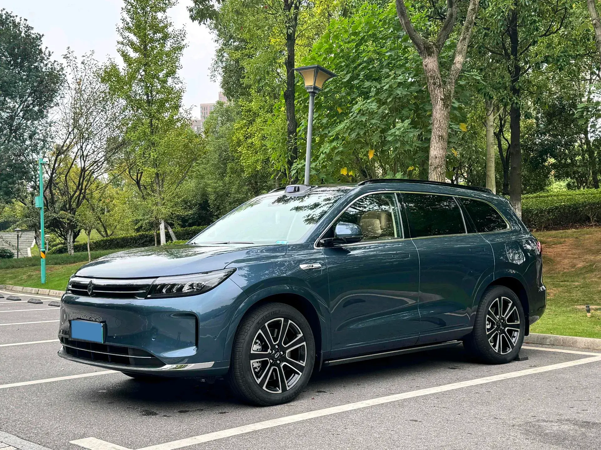 2024 AITO AITO view 1