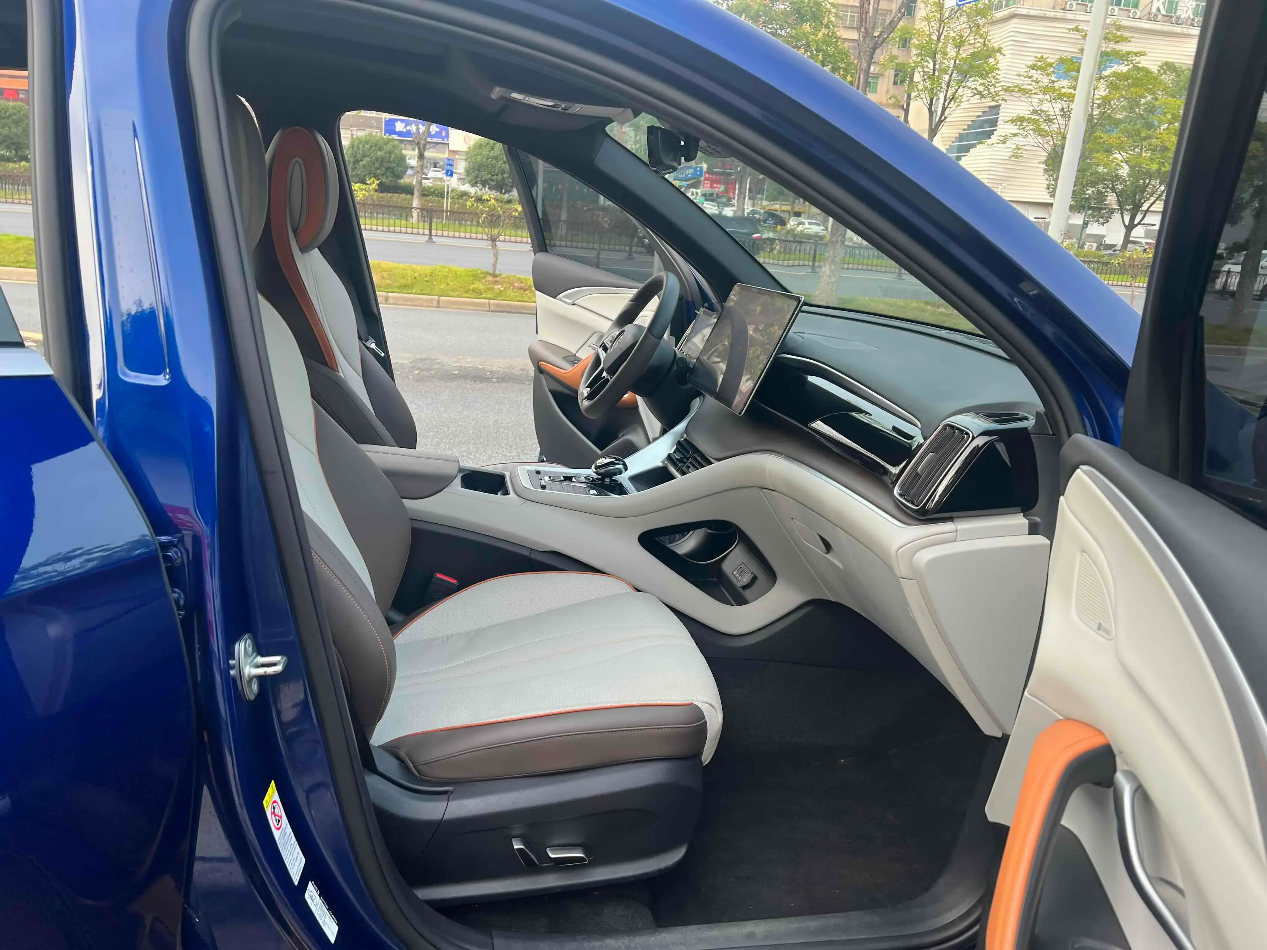 2022 BYD SONG thumbnail 4