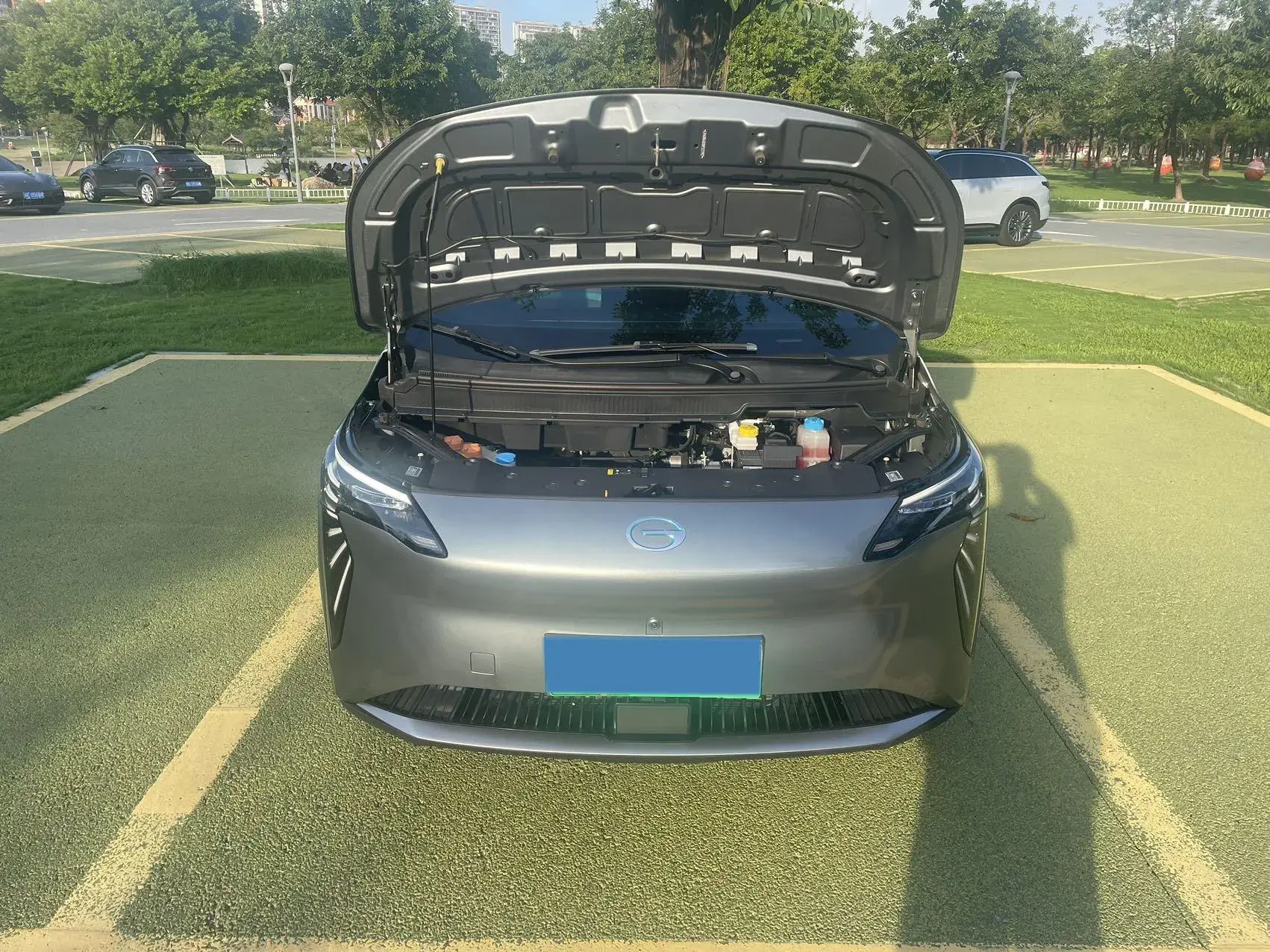 2023 AION Y thumbnail 2