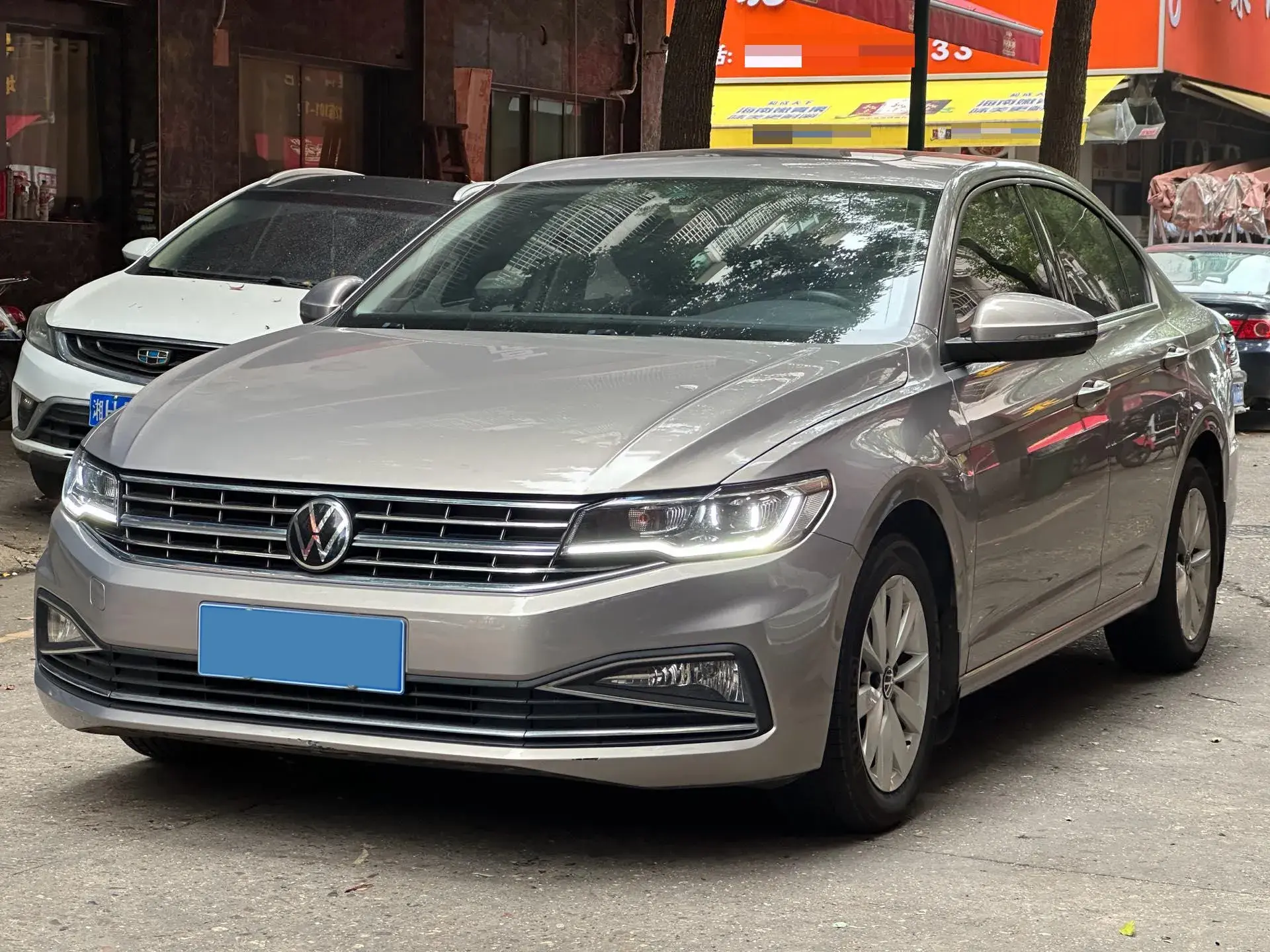 2021 VOLKSWAGEN BORA view 1