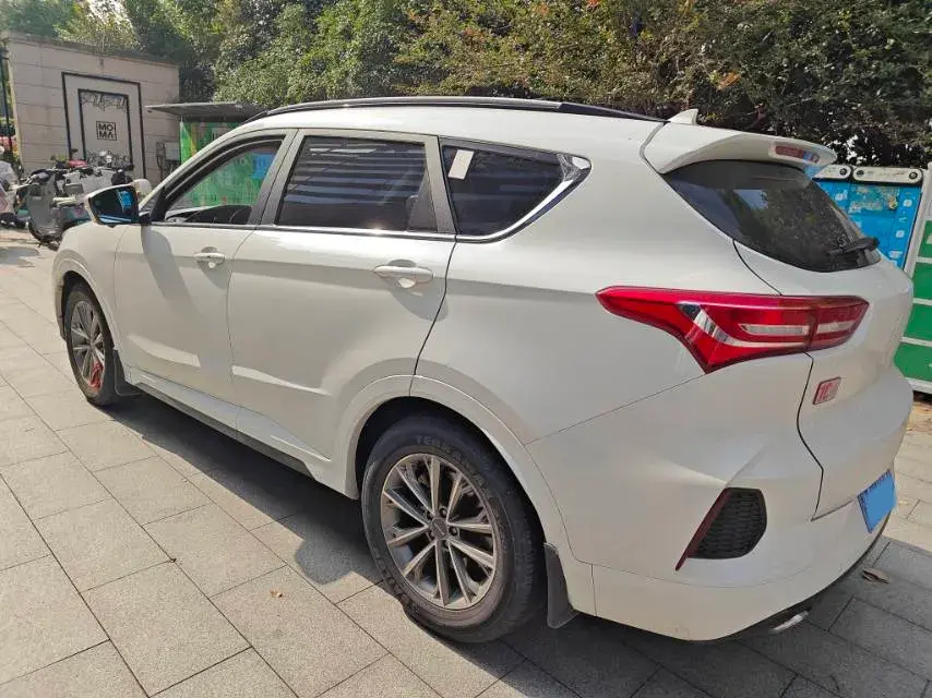 2020 JETOUR X70 thumbnail 3