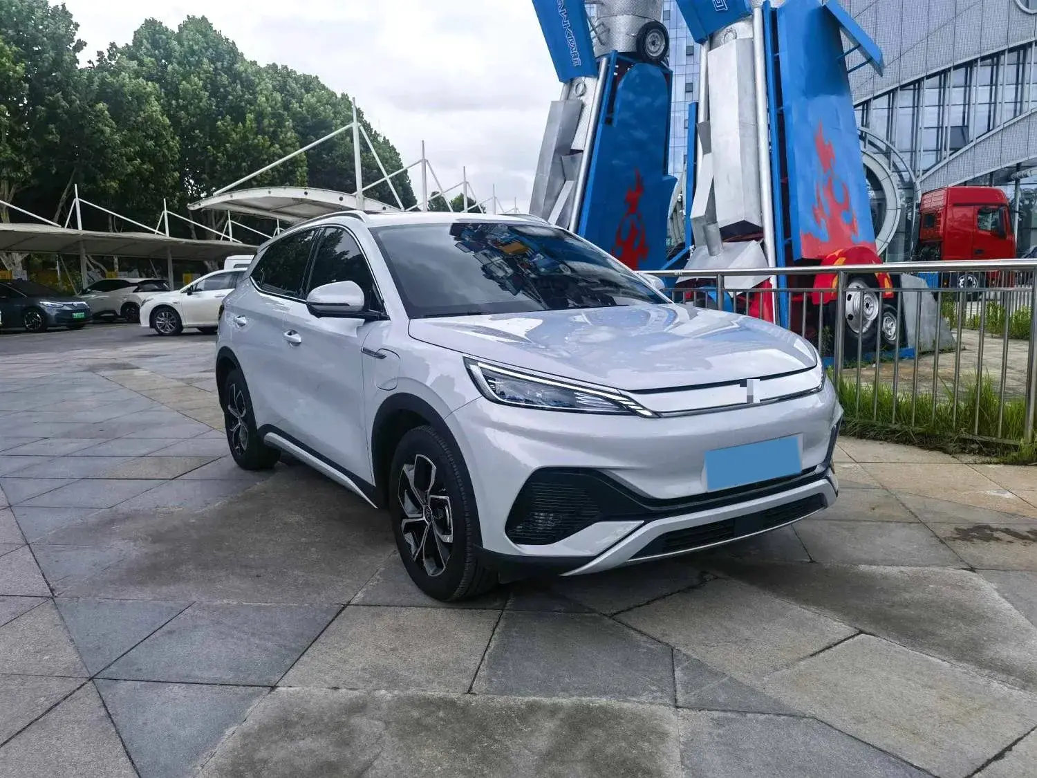 2024 BYD YUAN thumbnail 3