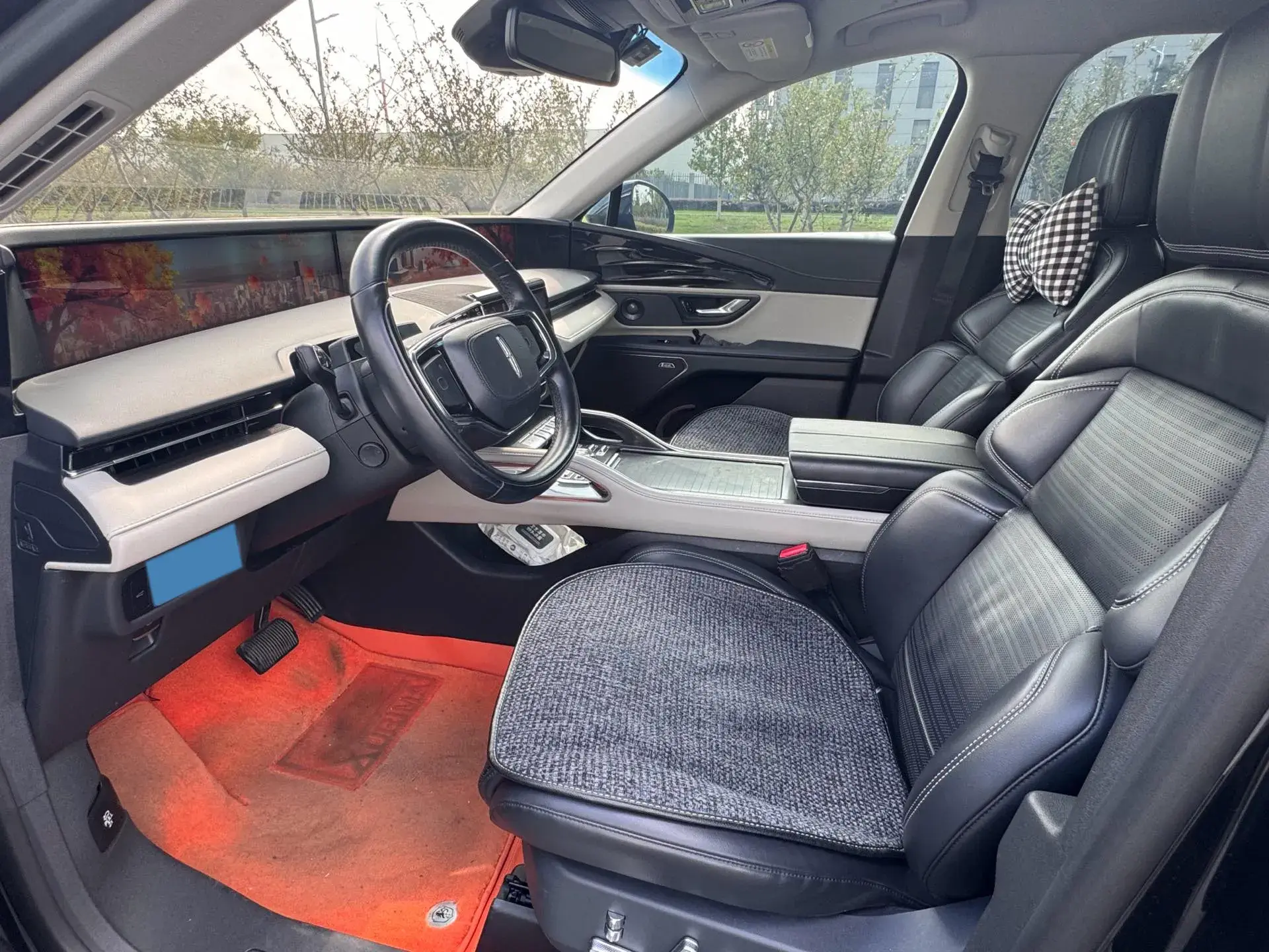 2023 LINCOLN NAUTILUS thumbnail 4