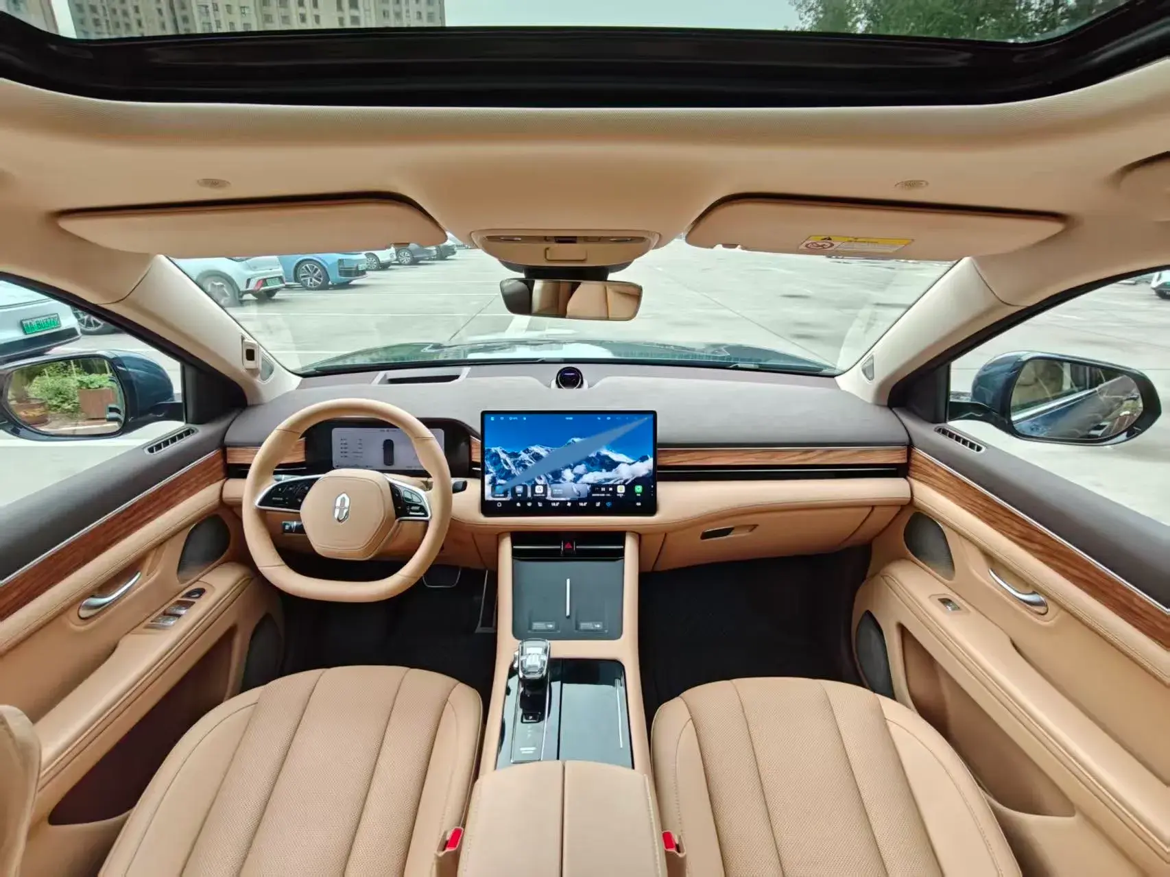 2024 AITO AITO thumbnail 4