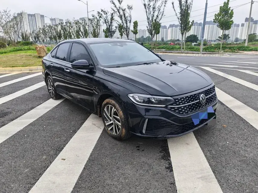 2023 VOLKSWAGEN LAVIDA thumbnail 2