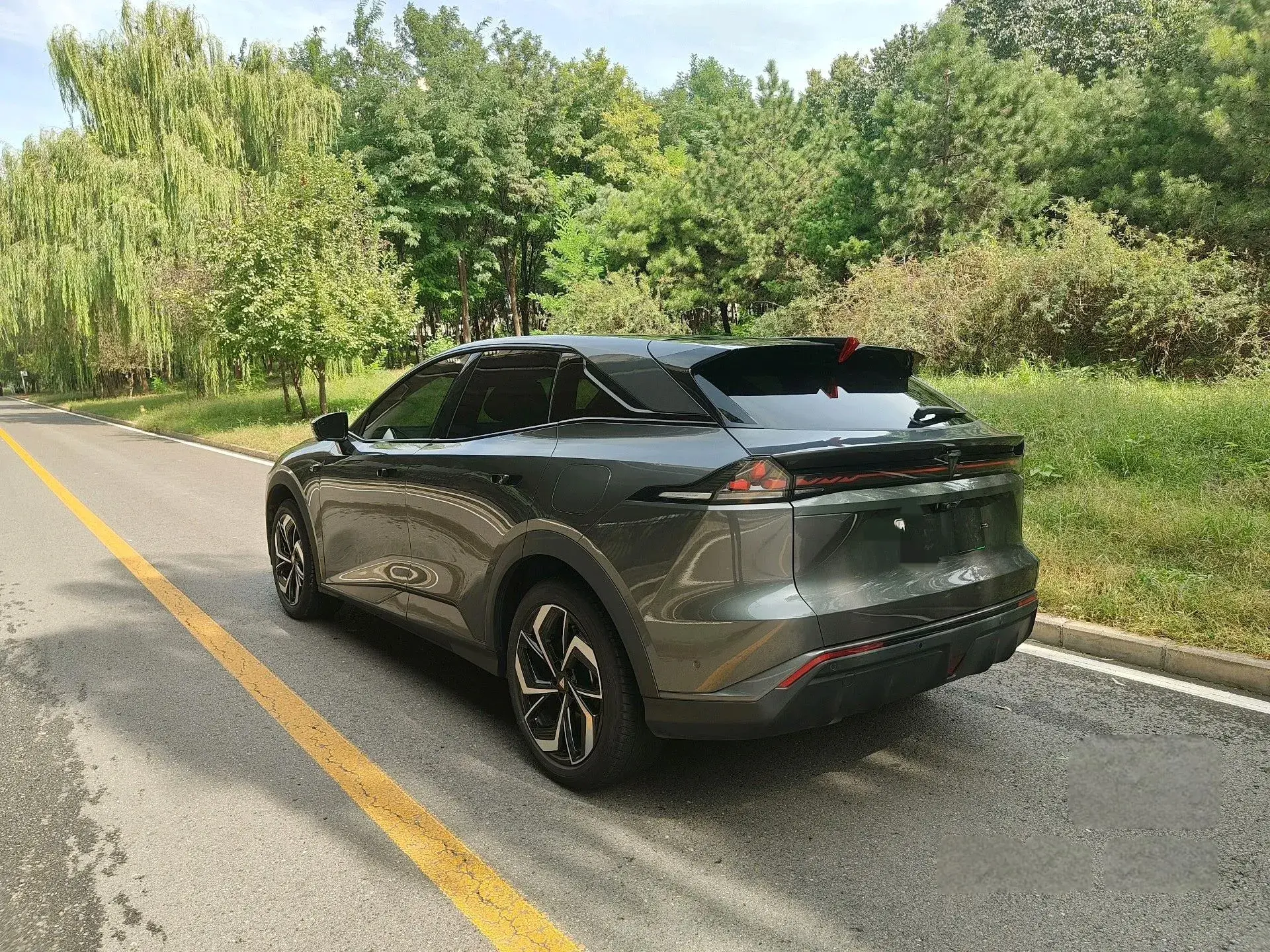 2025 DEEPAL S07 thumbnail 3