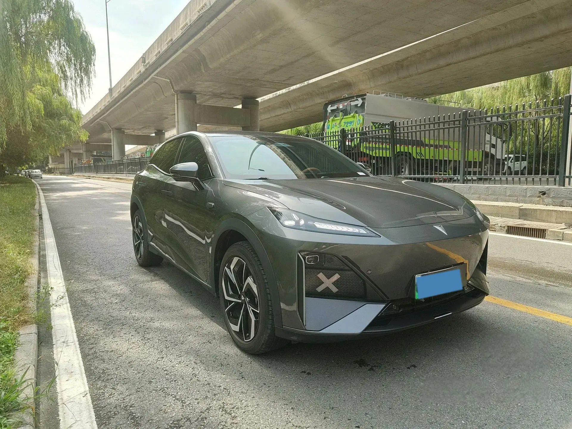 2025 DEEPAL S07 thumbnail 4