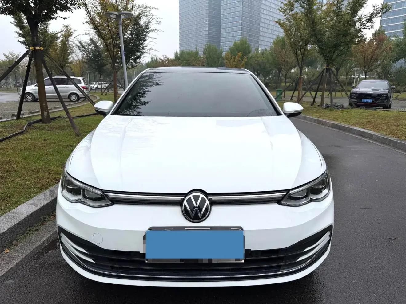 2023 VOLKSWAGEN GOLF thumbnail 2