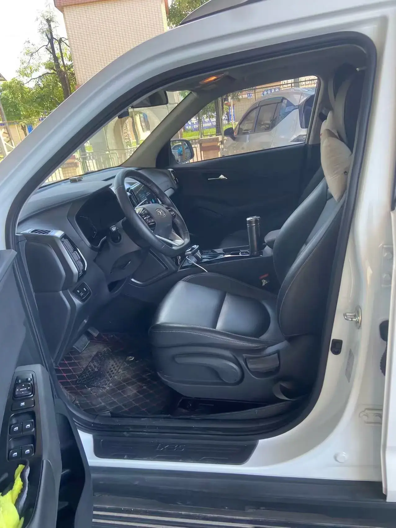 2021 HYUNDAI IX35 thumbnail 3