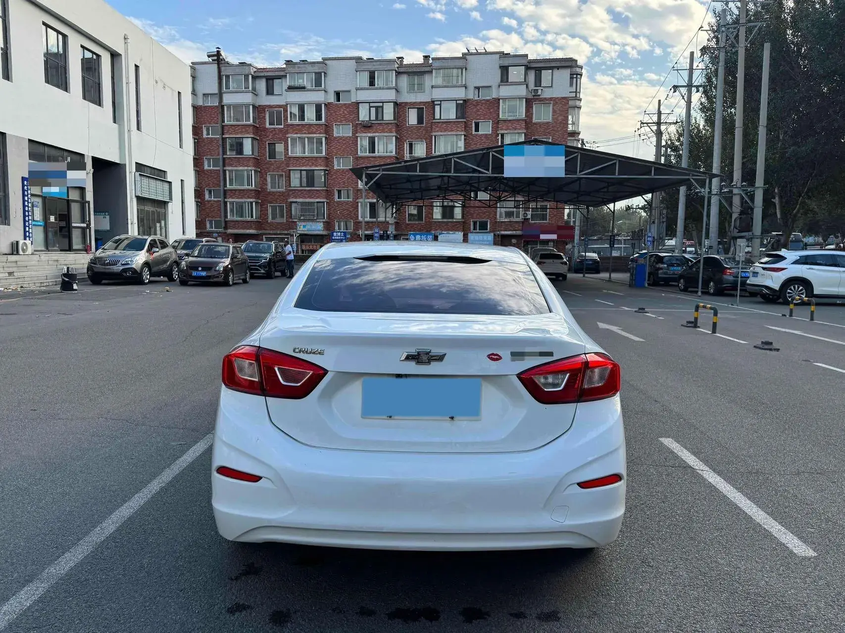 2017 CHEVROLET CRUZE thumbnail 4