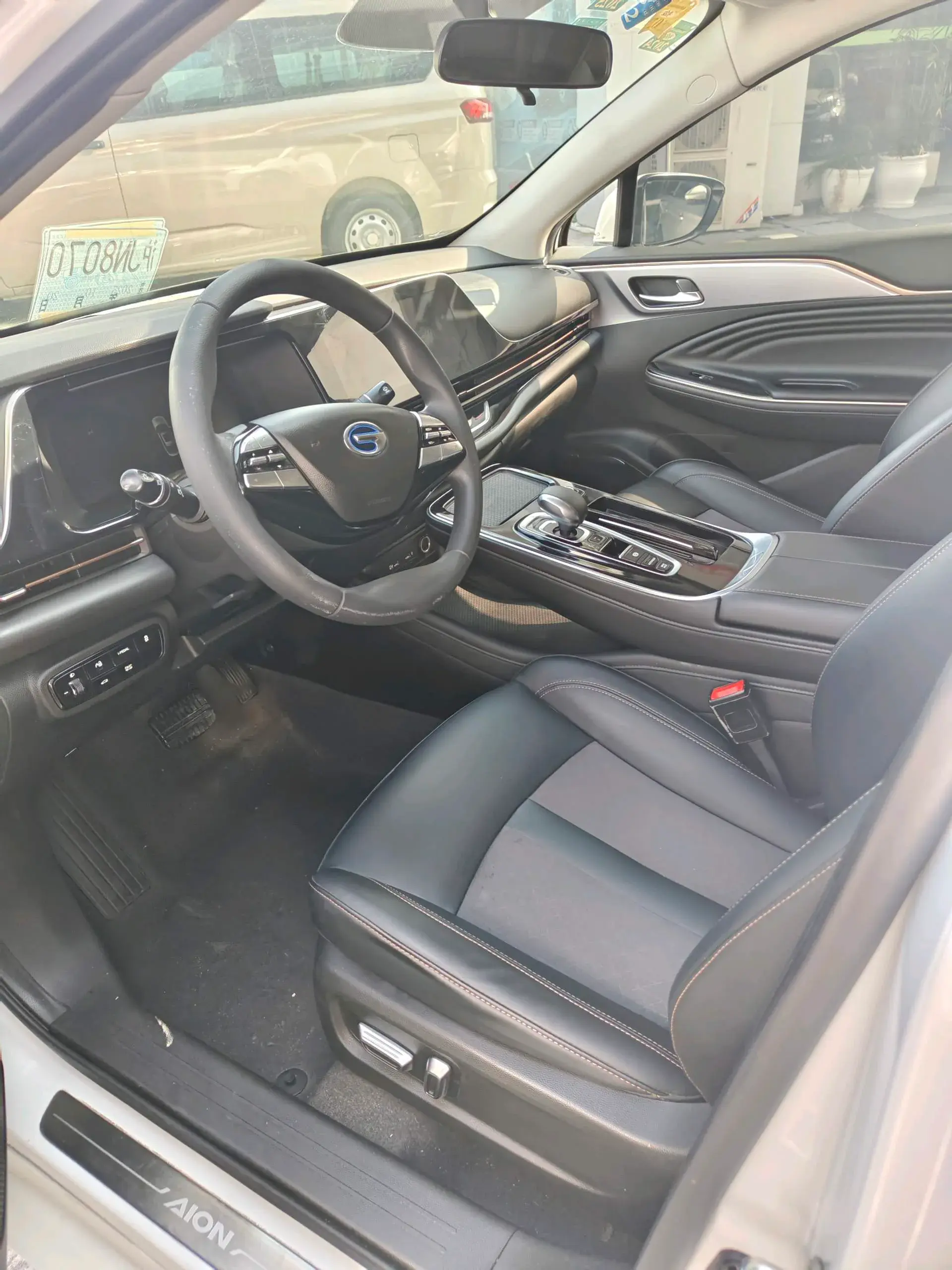 2019 AION S thumbnail 3