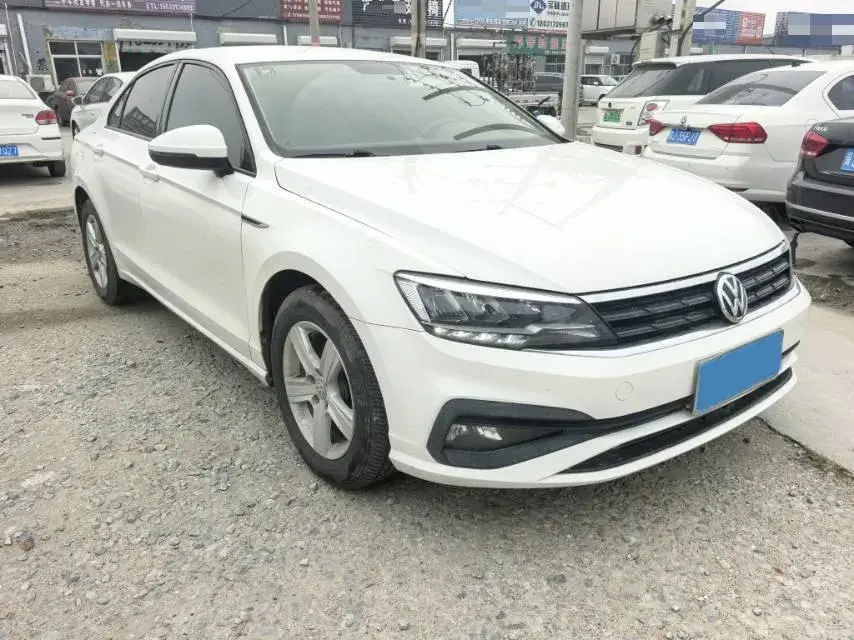 2019 VOLKSWAGEN LAMANDO thumbnail 3