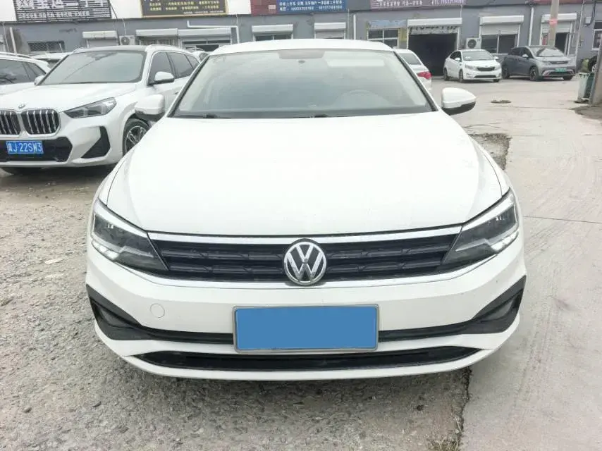 2019 VOLKSWAGEN LAMANDO thumbnail 2