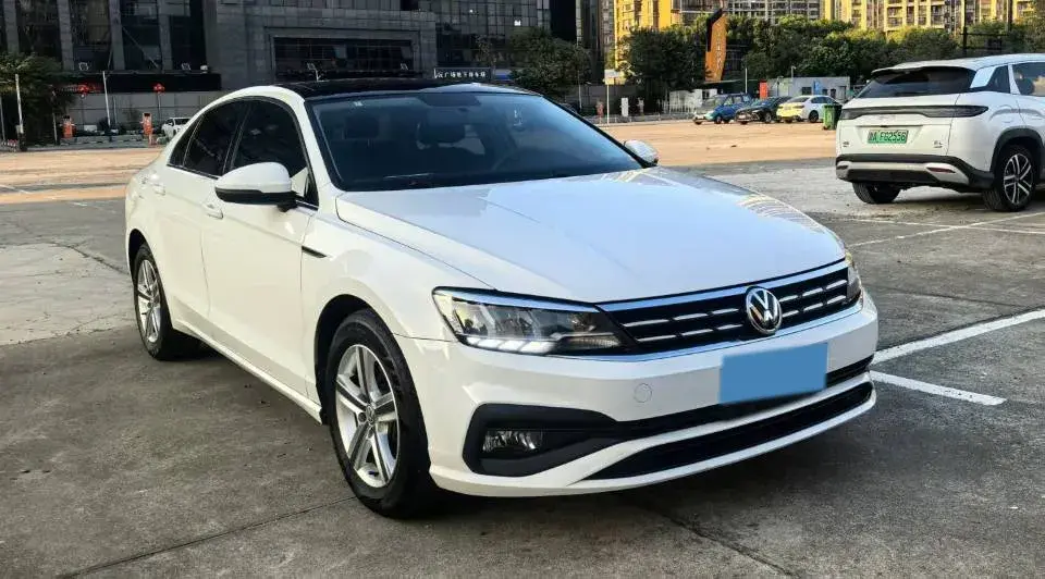 2021 VOLKSWAGEN LAMANDO thumbnail 2