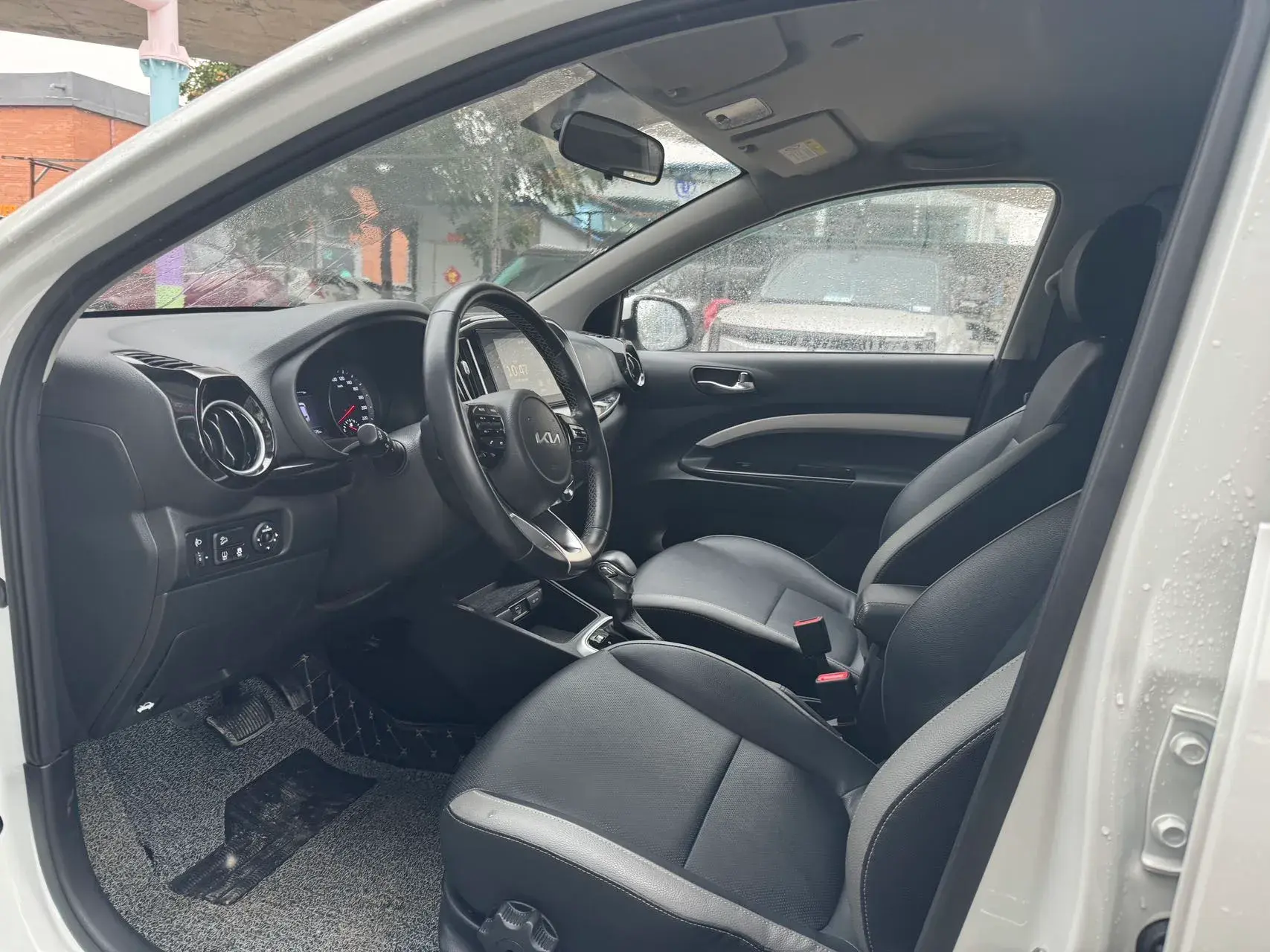 2021 KIA KX1 thumbnail 4