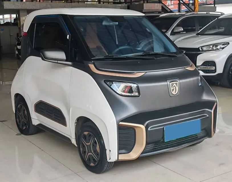 2018 BAOJUN E200 thumbnail 2