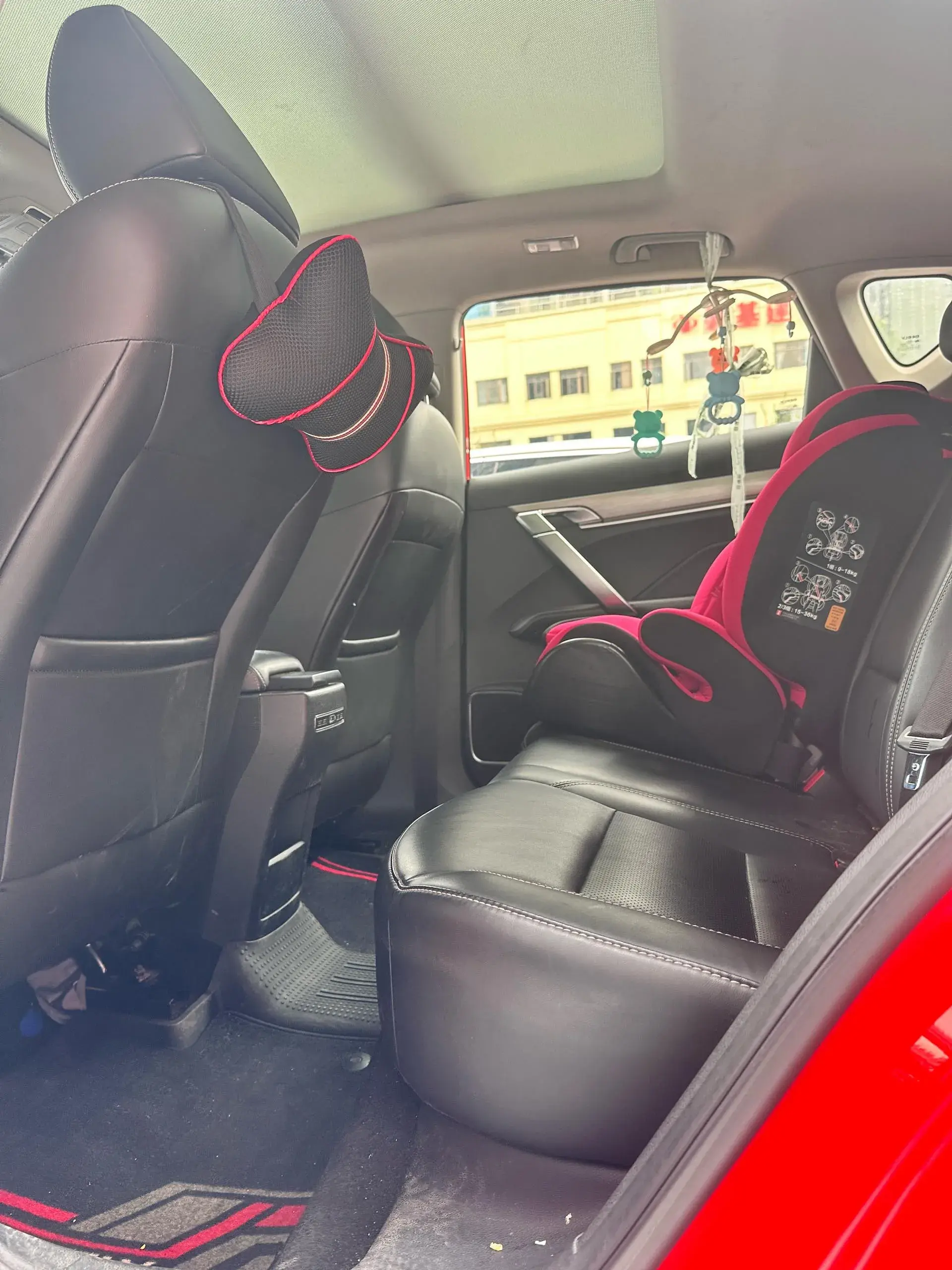 2019 GEELY COOLRAY thumbnail 4