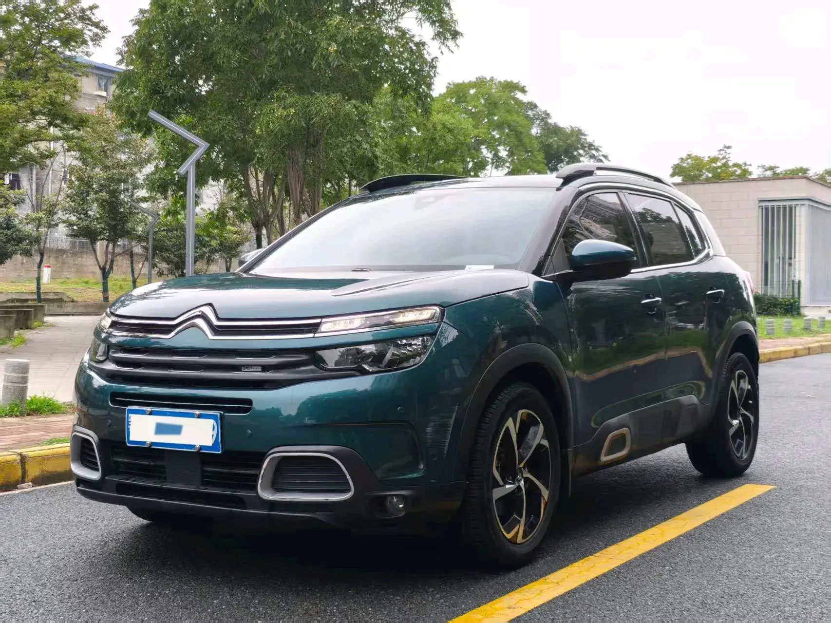 2019 CITROEN C5 view 1