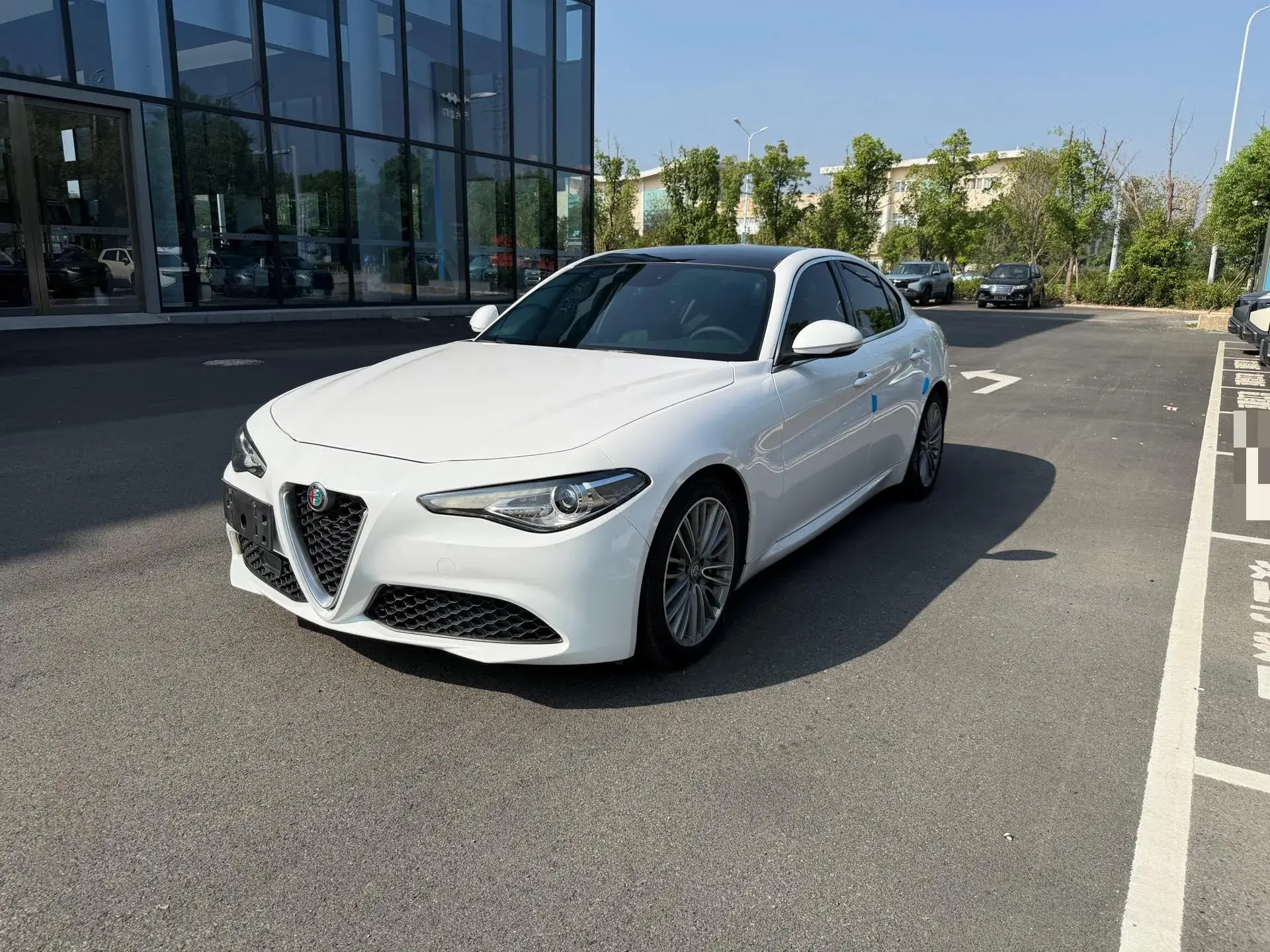 2017 ALFA ROMEO view 1