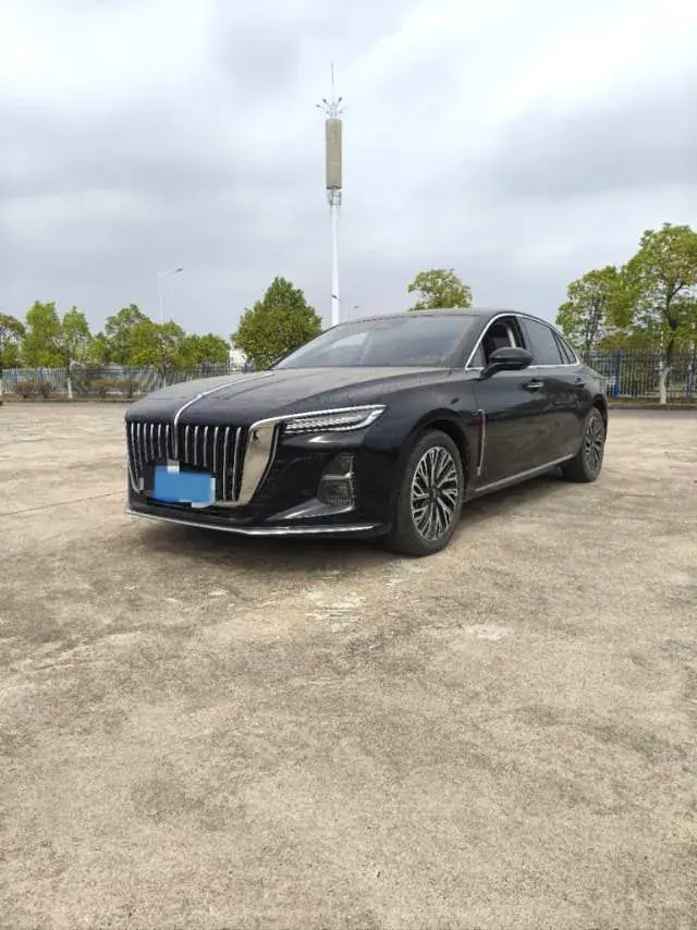 2023 HONGQI H5 view 1