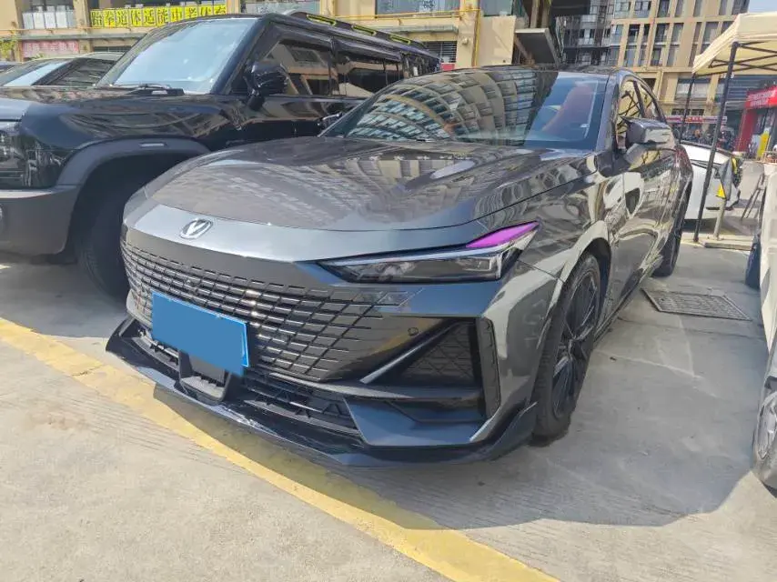 2023 CHANGAN UNI-V view 1