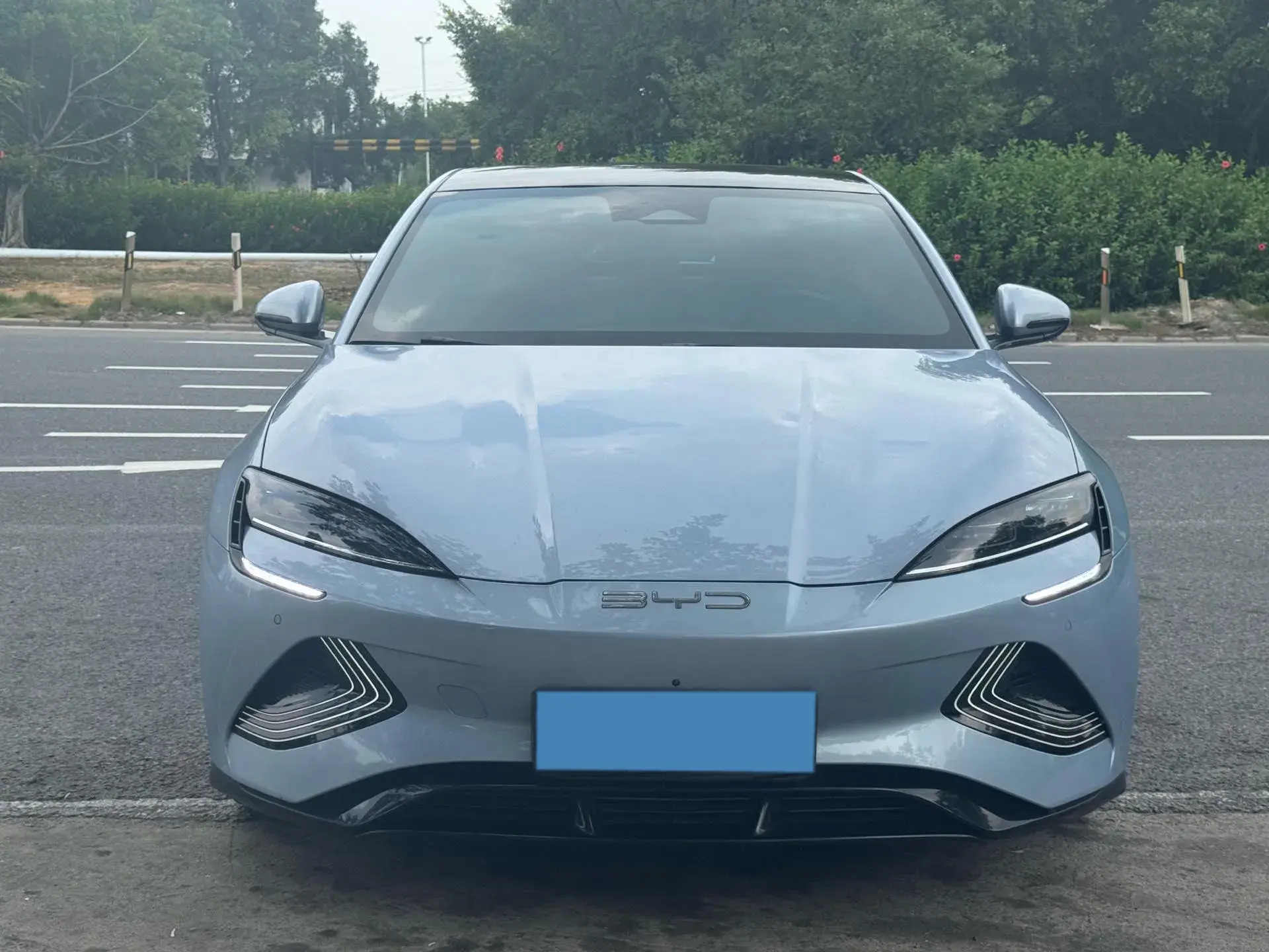 2022 BYD SEAL thumbnail 2