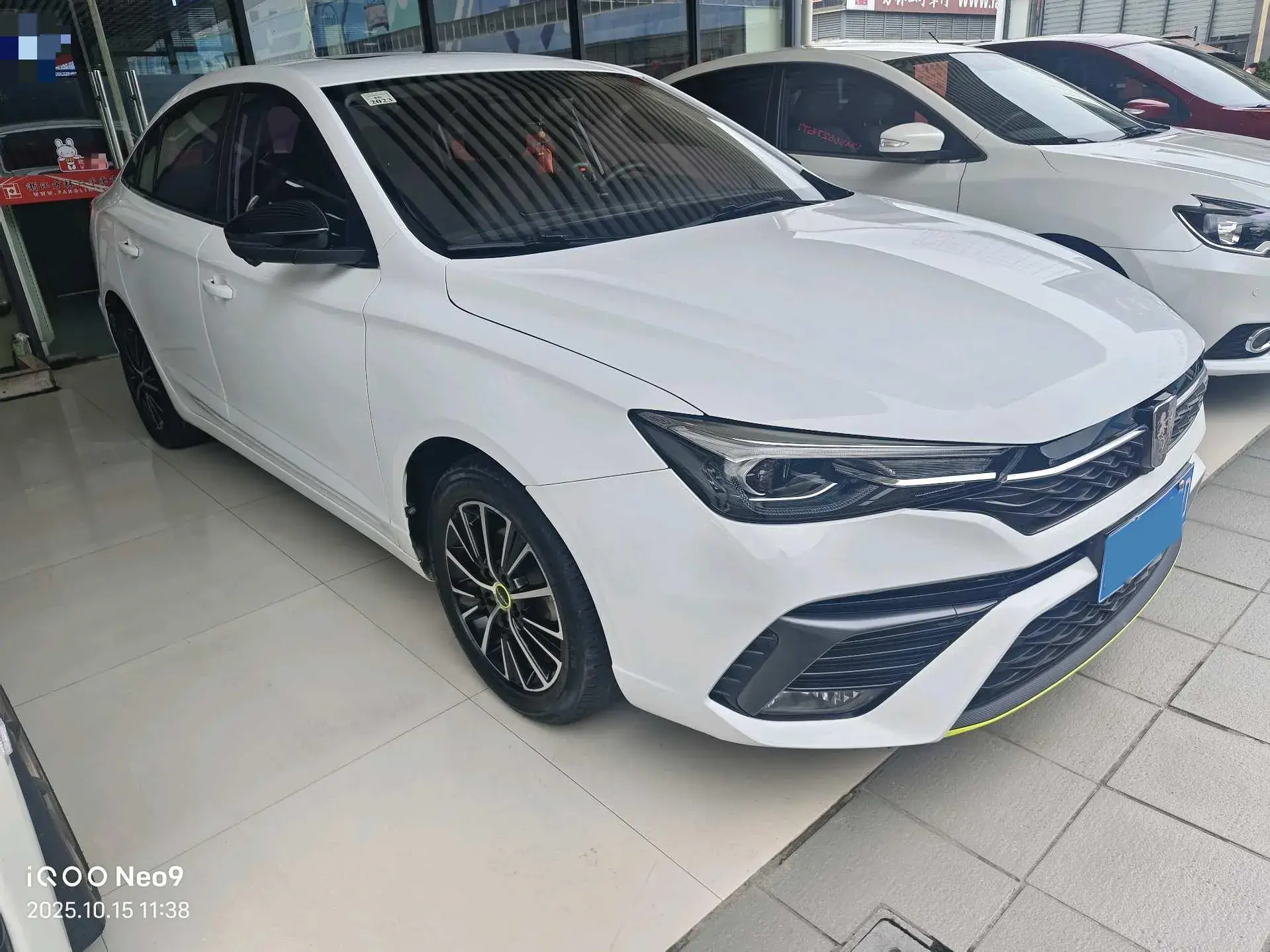 2021 ROEWE I5 thumbnail 3