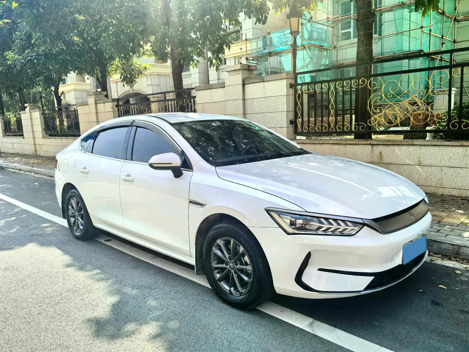 2021 BYD QIN thumbnail 4