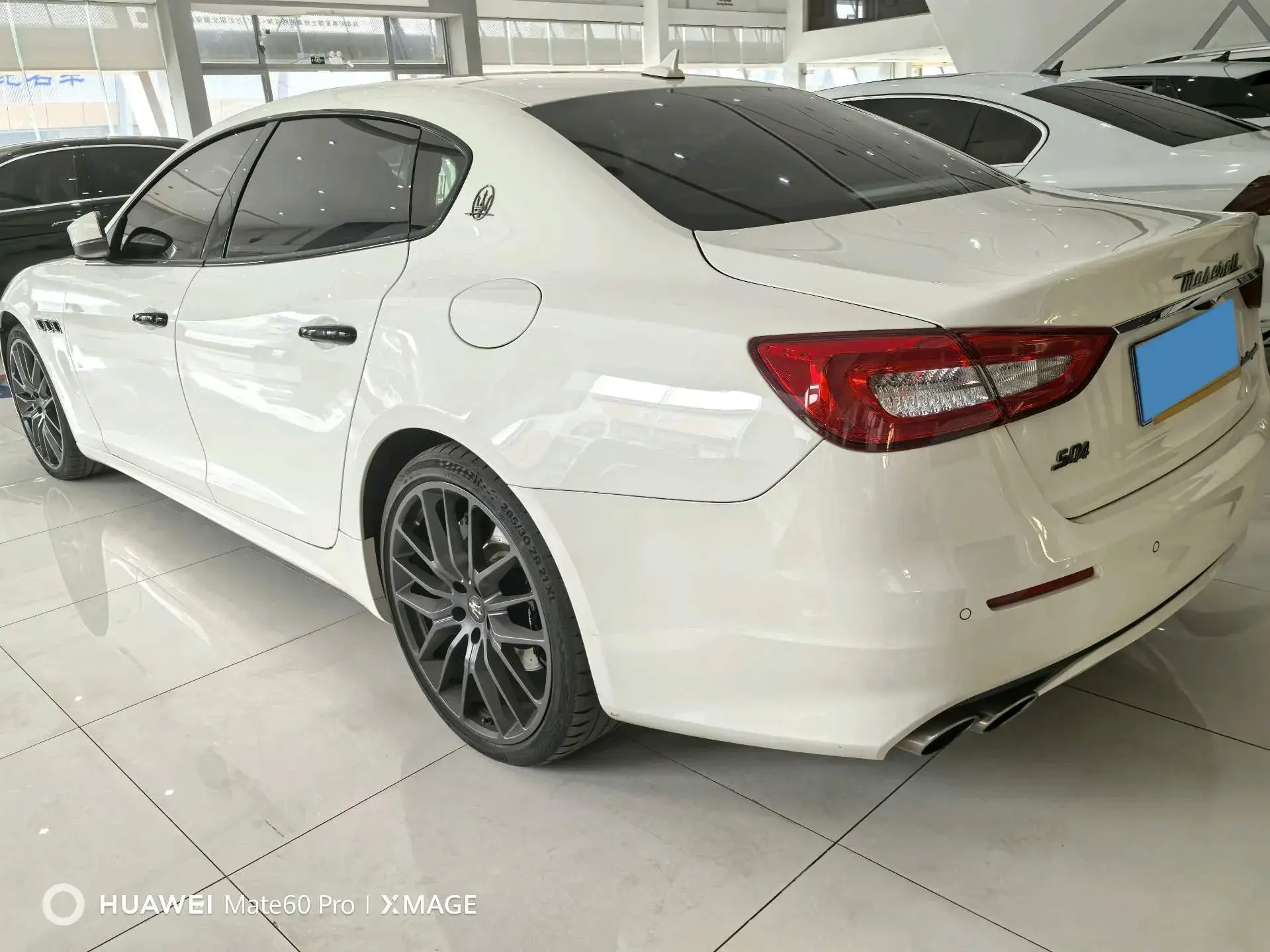 2018 MASERATI QUATTROPORTE thumbnail 4