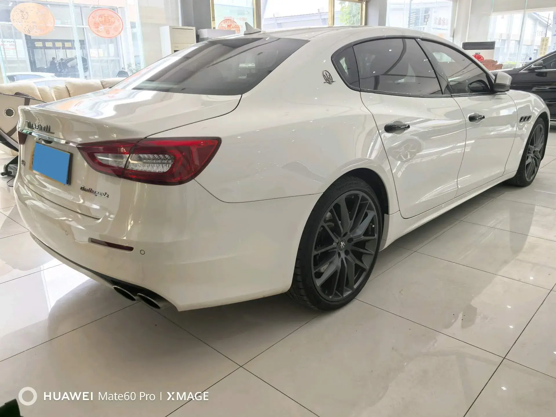 2018 MASERATI QUATTROPORTE thumbnail 3