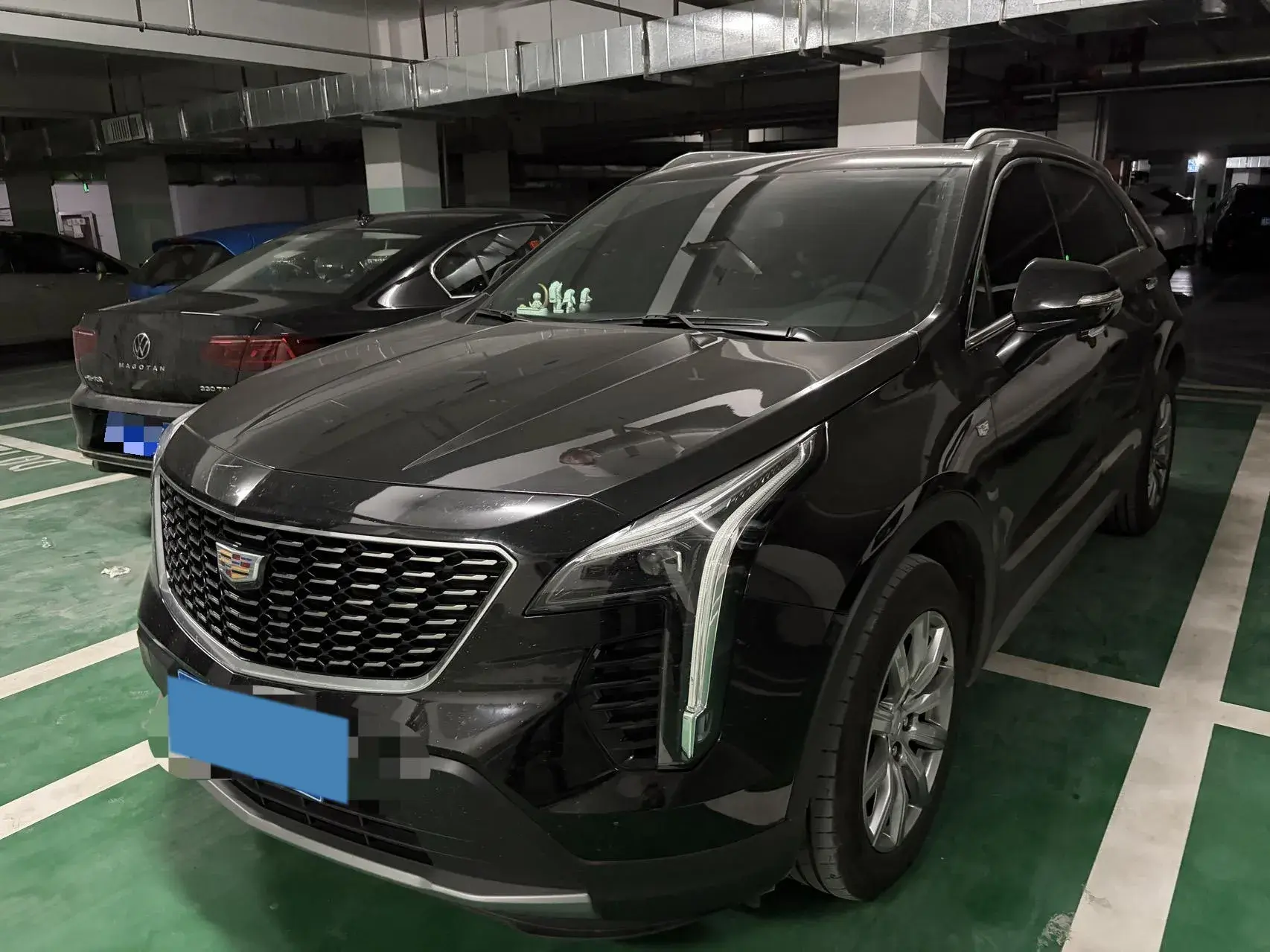 2022 CADILLAC XT4 view 1