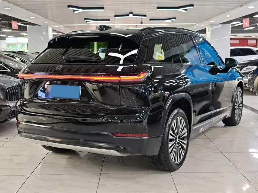 2022 NIO ES7 thumbnail 3