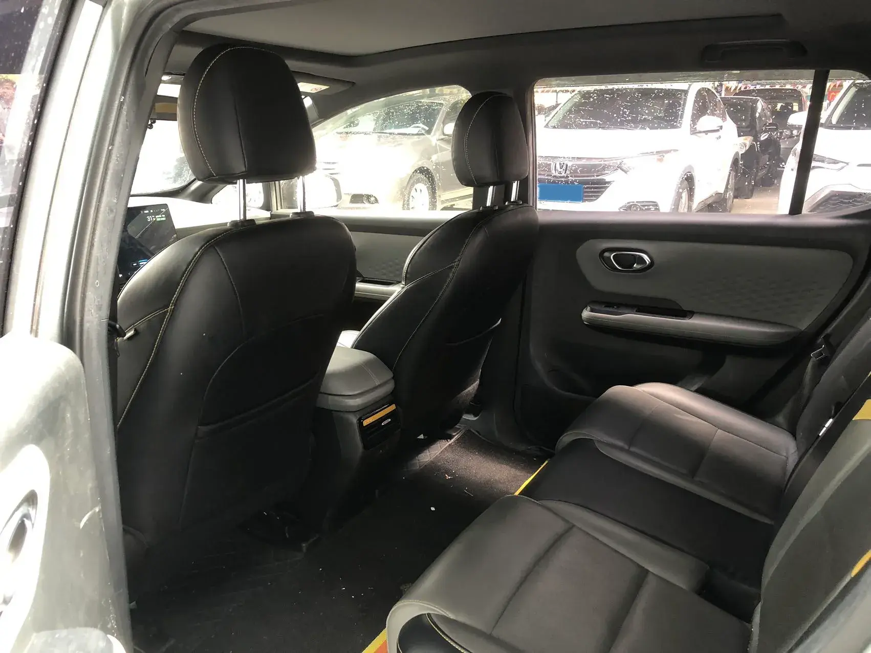 2022 AION Y thumbnail 4