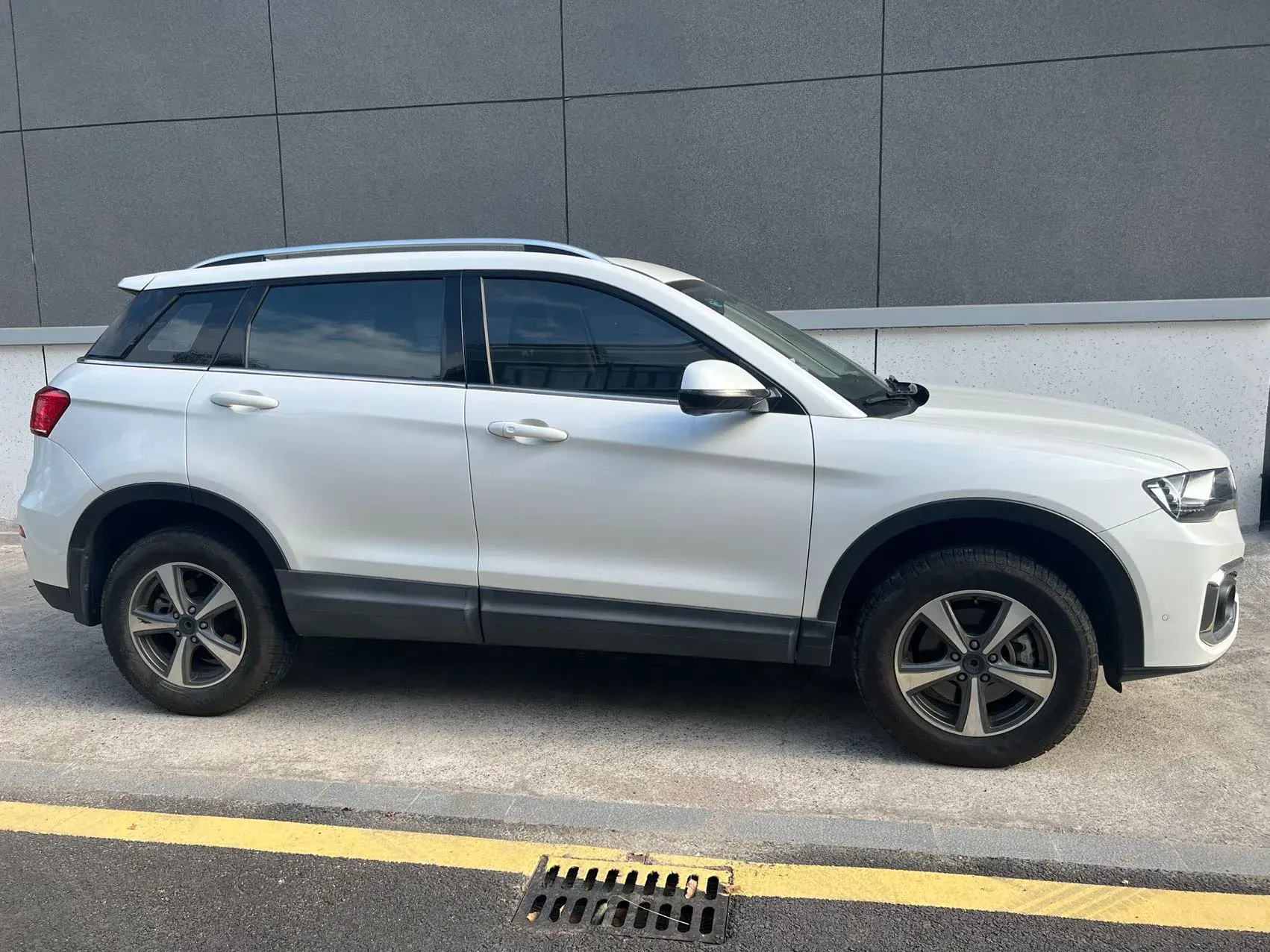 2018 HAVAL H6 thumbnail 3