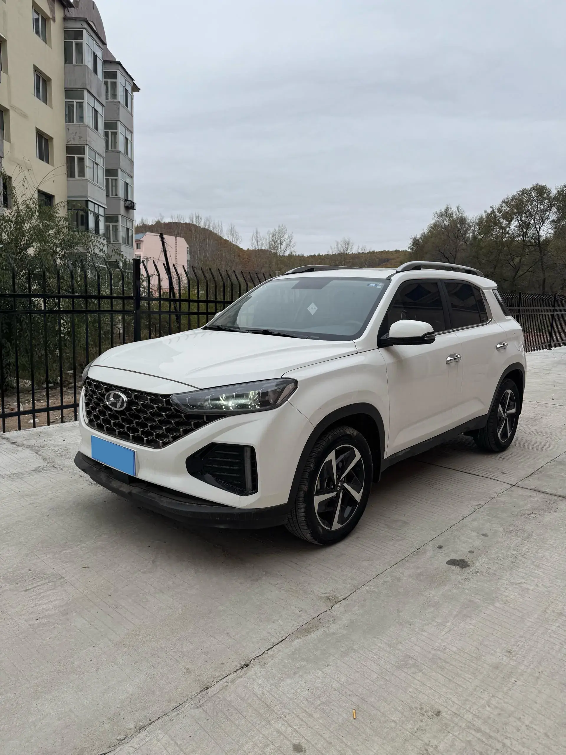 2021 HYUNDAI IX35 view 1