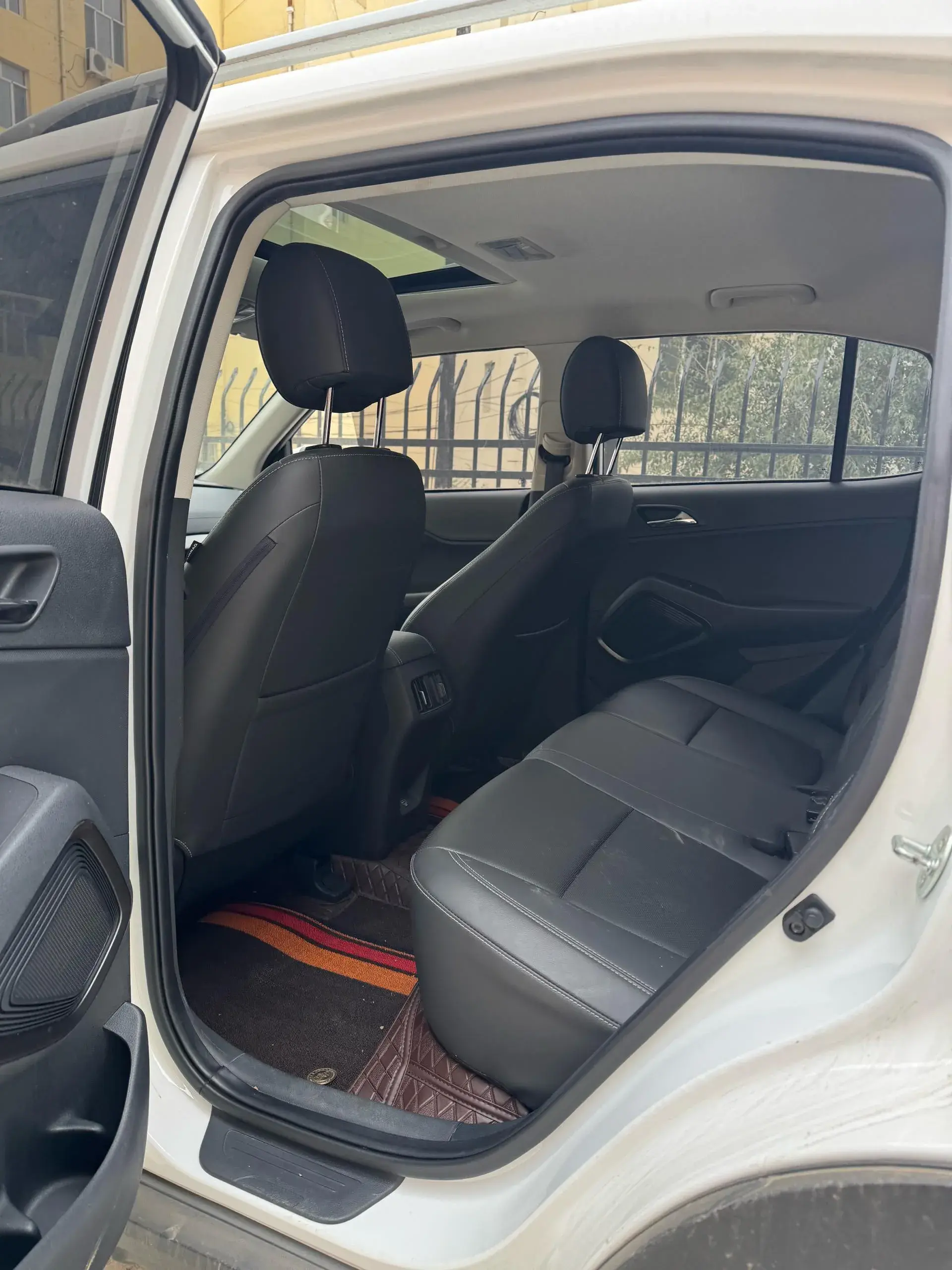 2021 HYUNDAI IX35 thumbnail 4