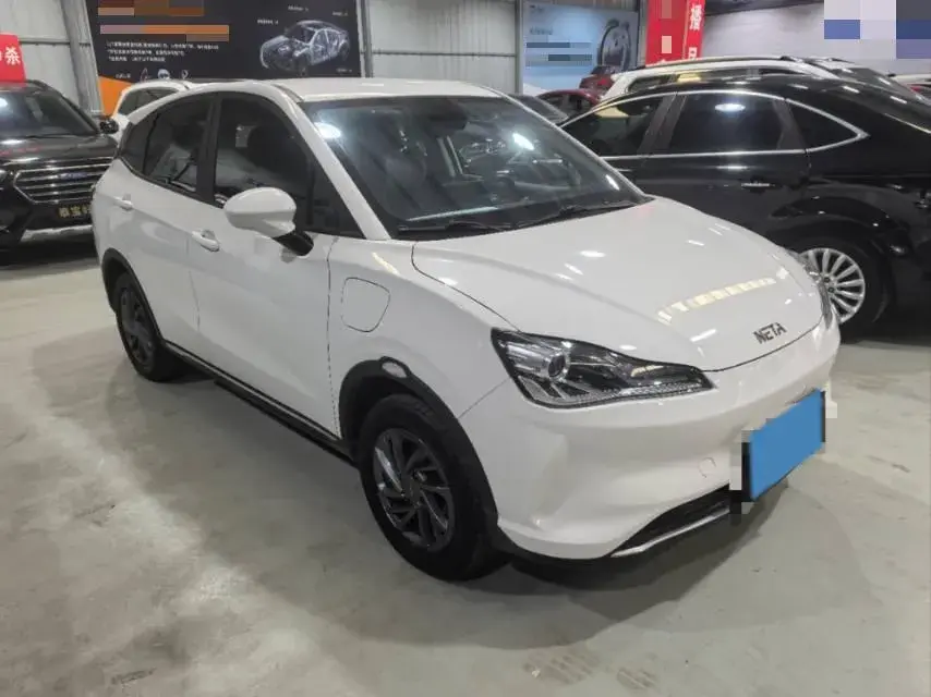 2023 NETA AYA thumbnail 3