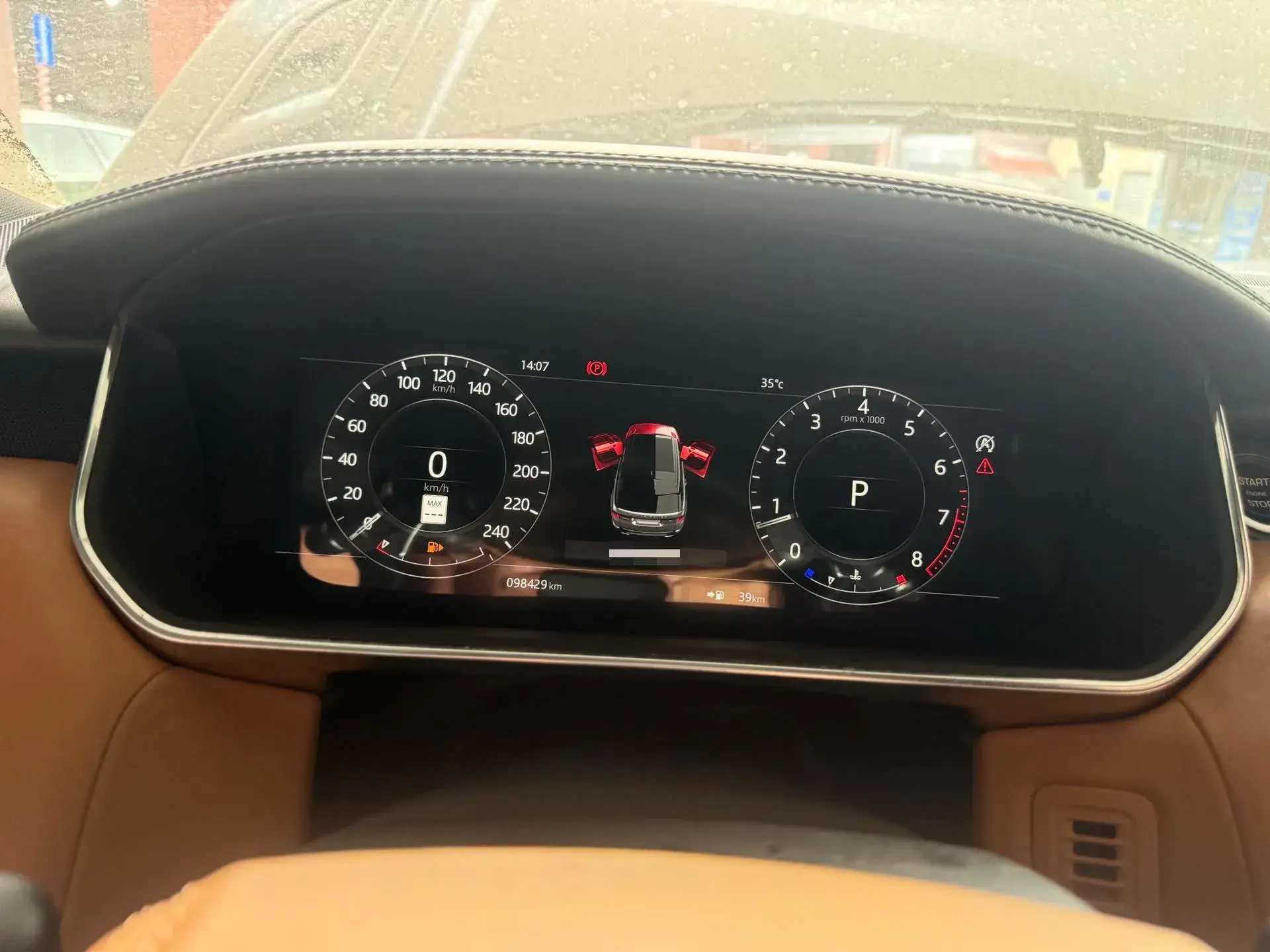 2018 LAND ROVER thumbnail 3