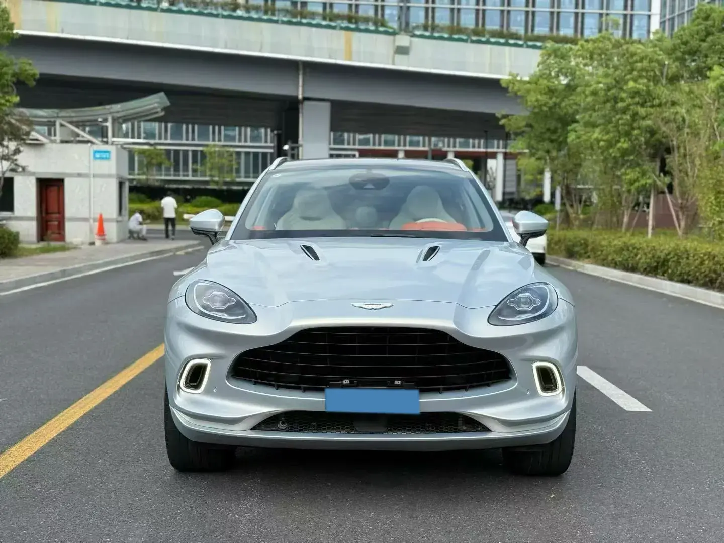 2021 ASTON MARTIN thumbnail 2