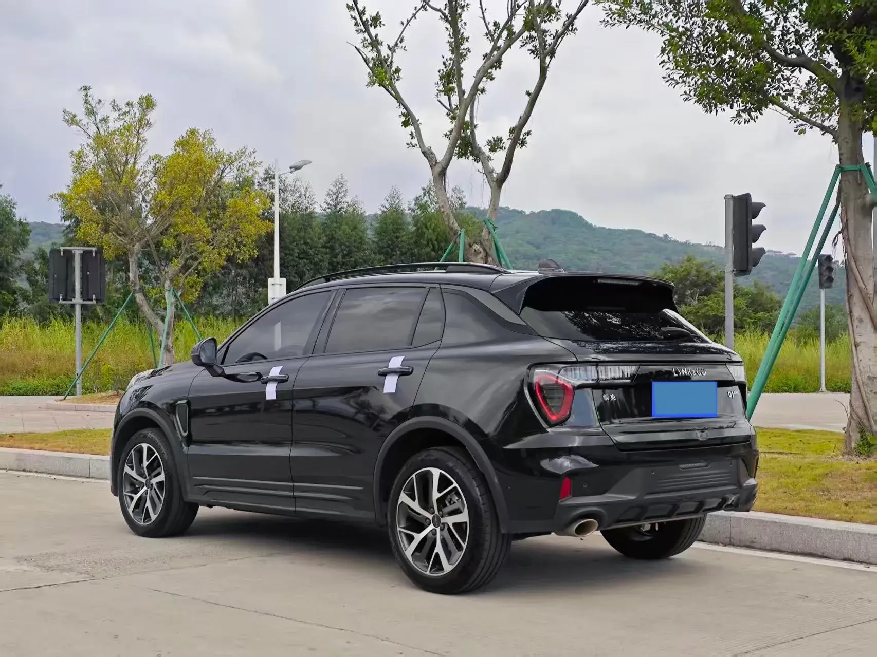 2021 LYNK&CO 01 thumbnail 3