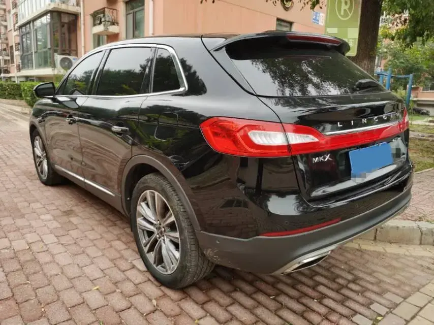 2017 LINCOLN MKX thumbnail 4