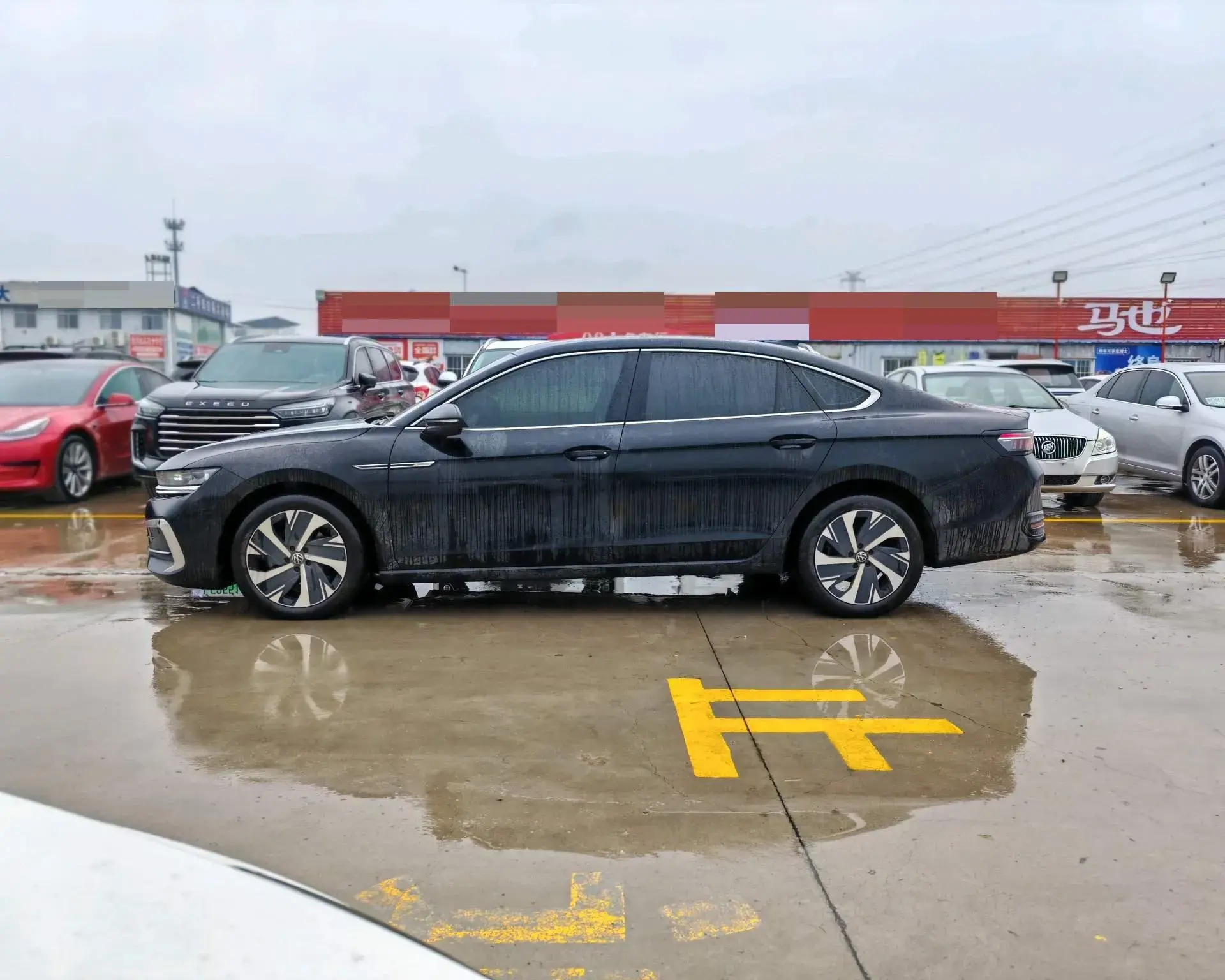 2024 VOLKSWAGEN MAGOTAN thumbnail 4