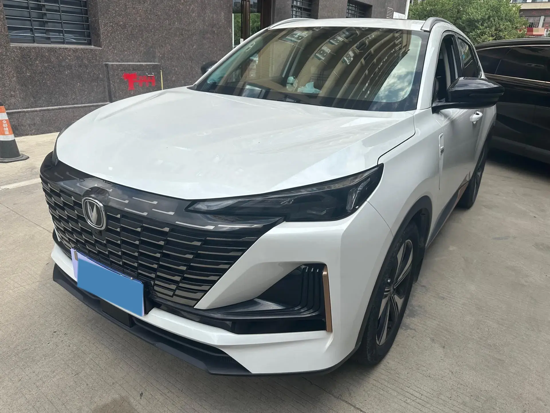 2022 CHANGAN CS75 view 1