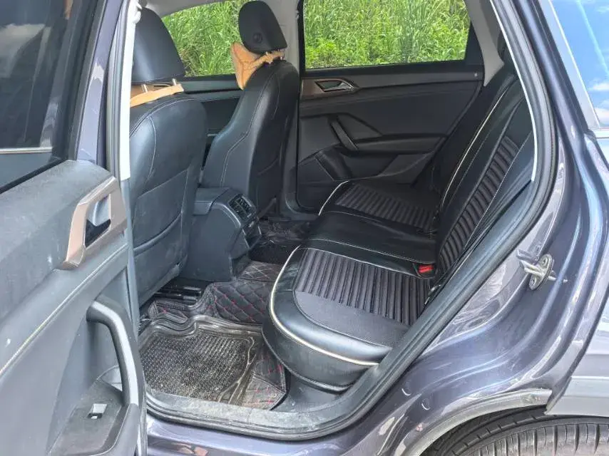 2020 VOLKSWAGEN THARU thumbnail 4