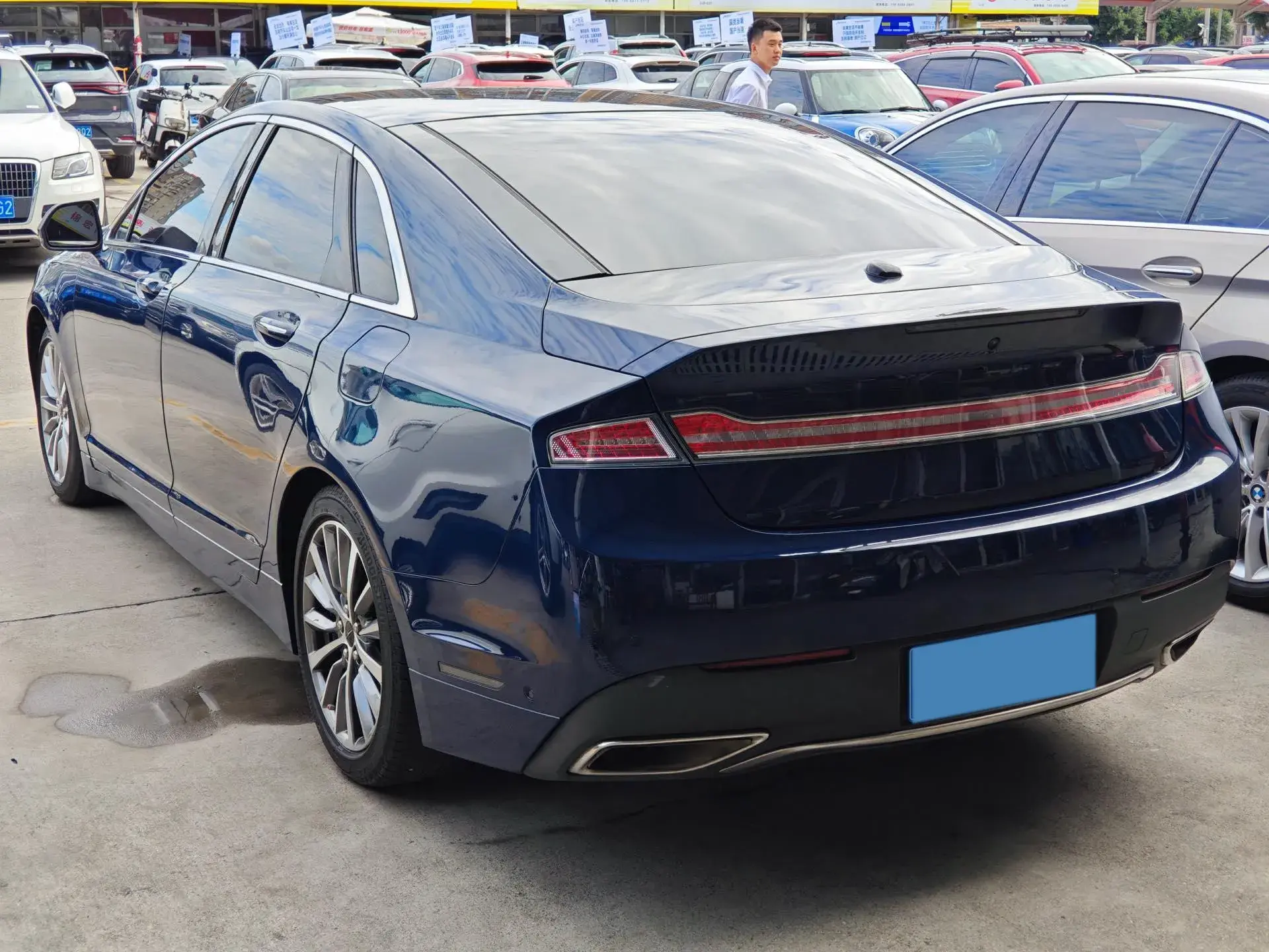 2019 LINCOLN MKZ thumbnail 4