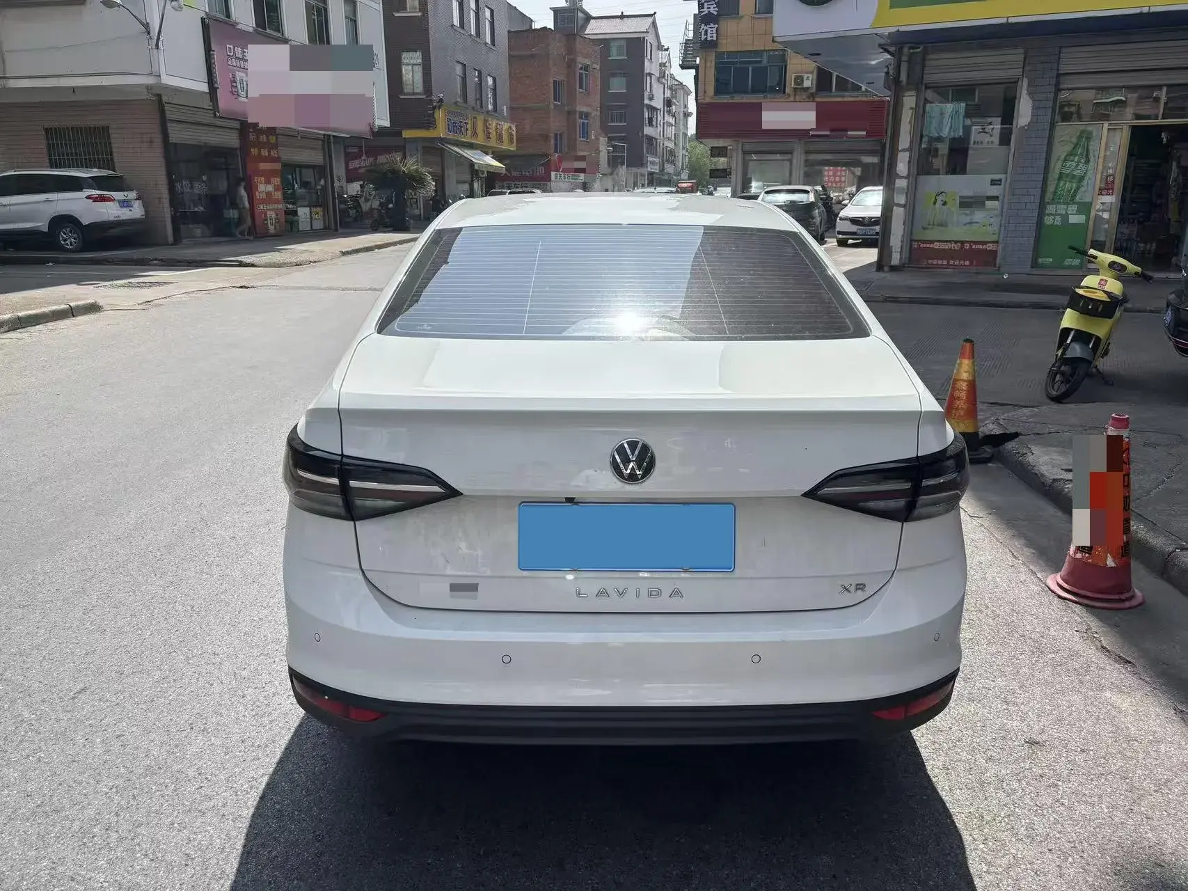 2025 VOLKSWAGEN LAVIDA thumbnail 3