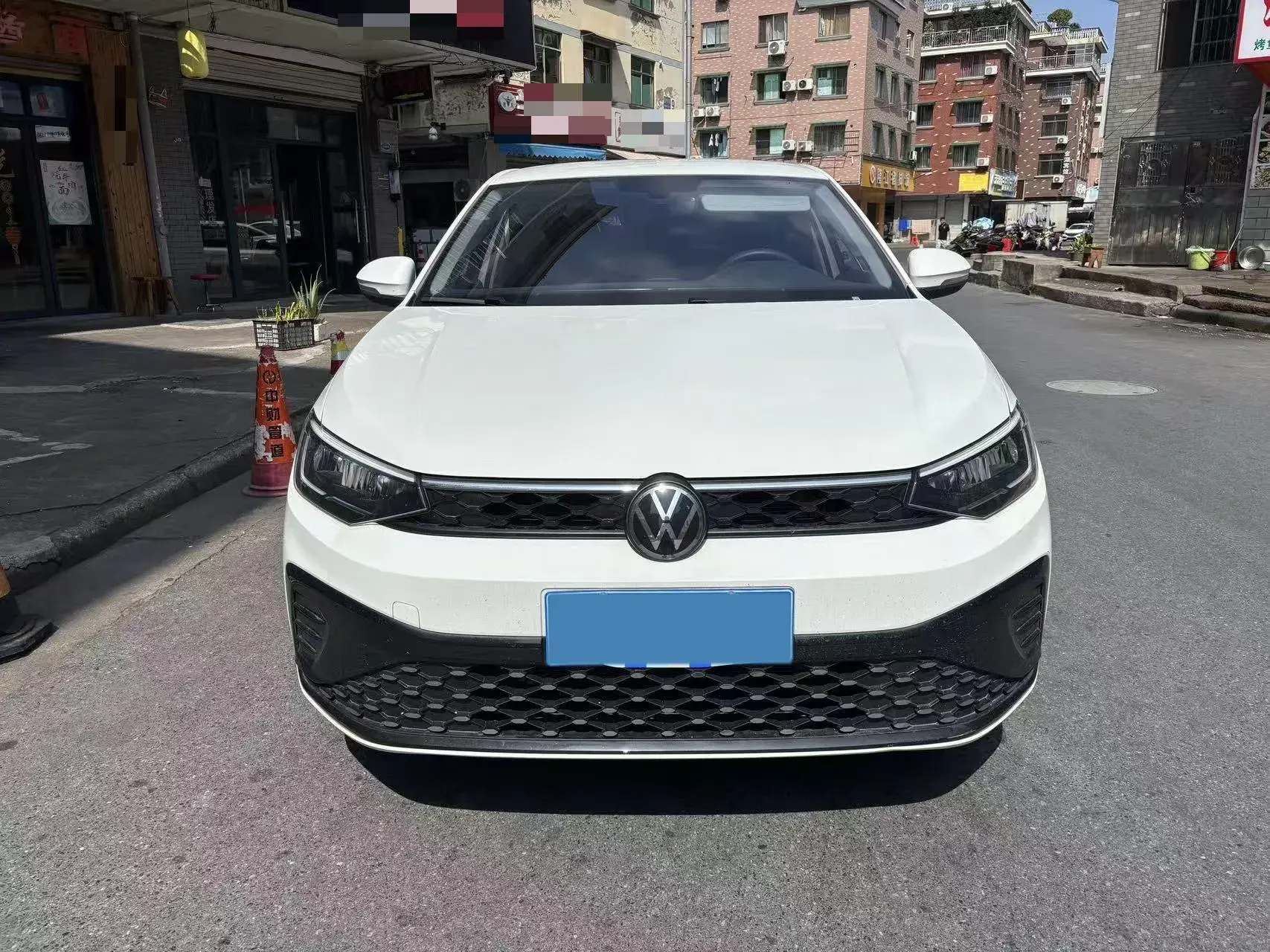 2025 VOLKSWAGEN LAVIDA thumbnail 2