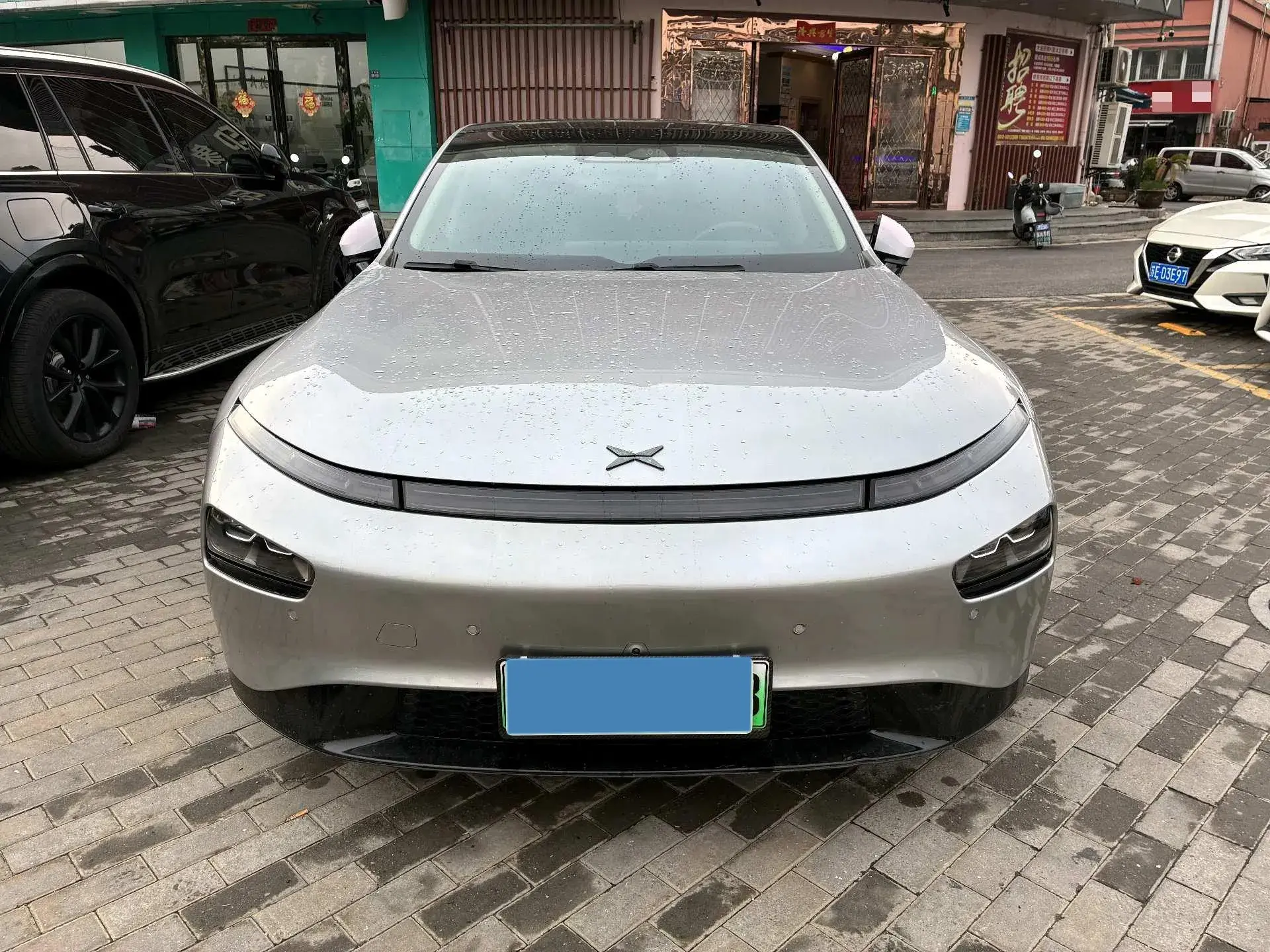 2020 XPENG P7 thumbnail 2