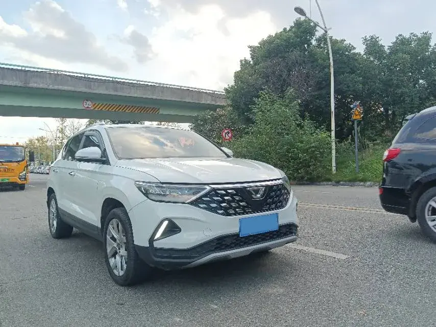 2019 JETTA VS5 thumbnail 3